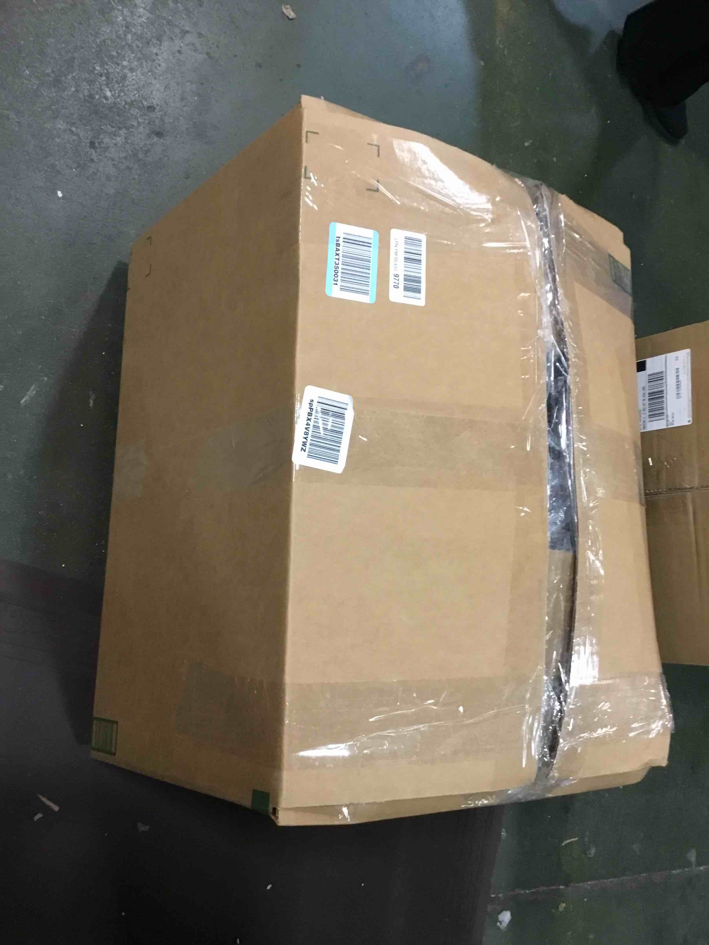 https://s3.amazonaws.com/lotting-images-prod/bidfta/TEA0334616_1728533331727.jpeg