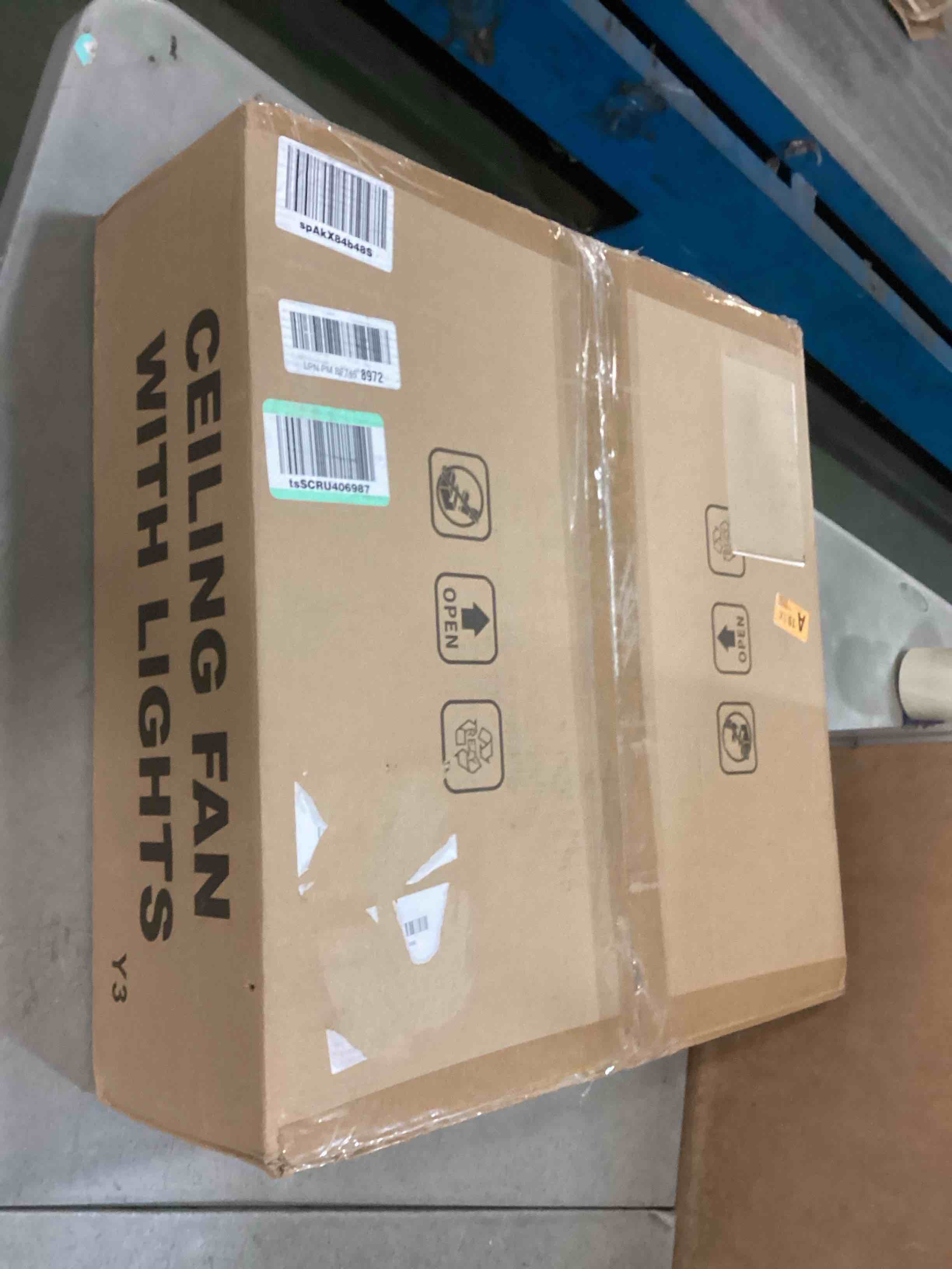 https://s3.amazonaws.com/lotting-images-prod/bidfta/TEA0335673_1728002363266.jpeg