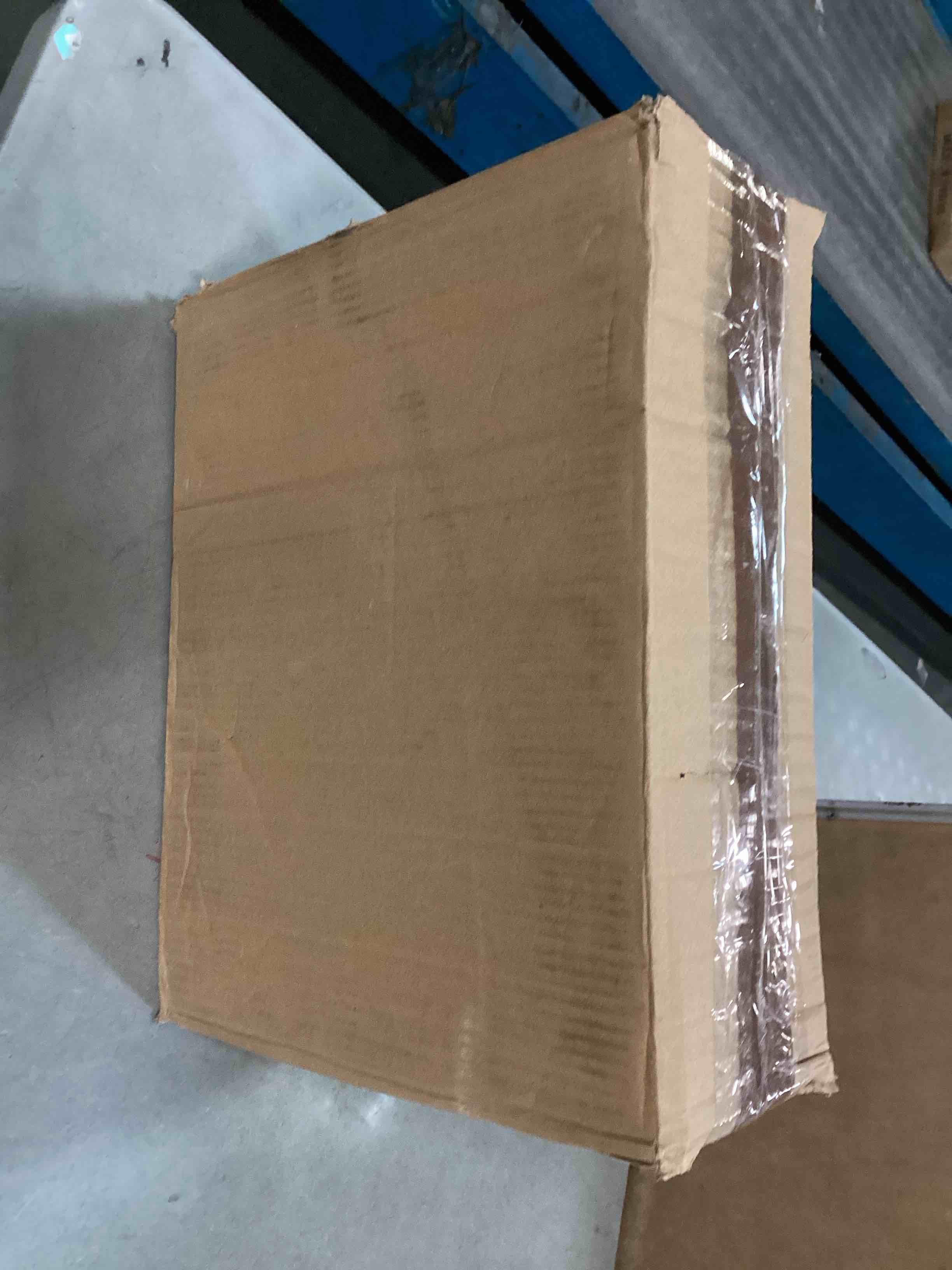 https://s3.amazonaws.com/lotting-images-prod/bidfta/TEA0335806_1727932596955.jpeg