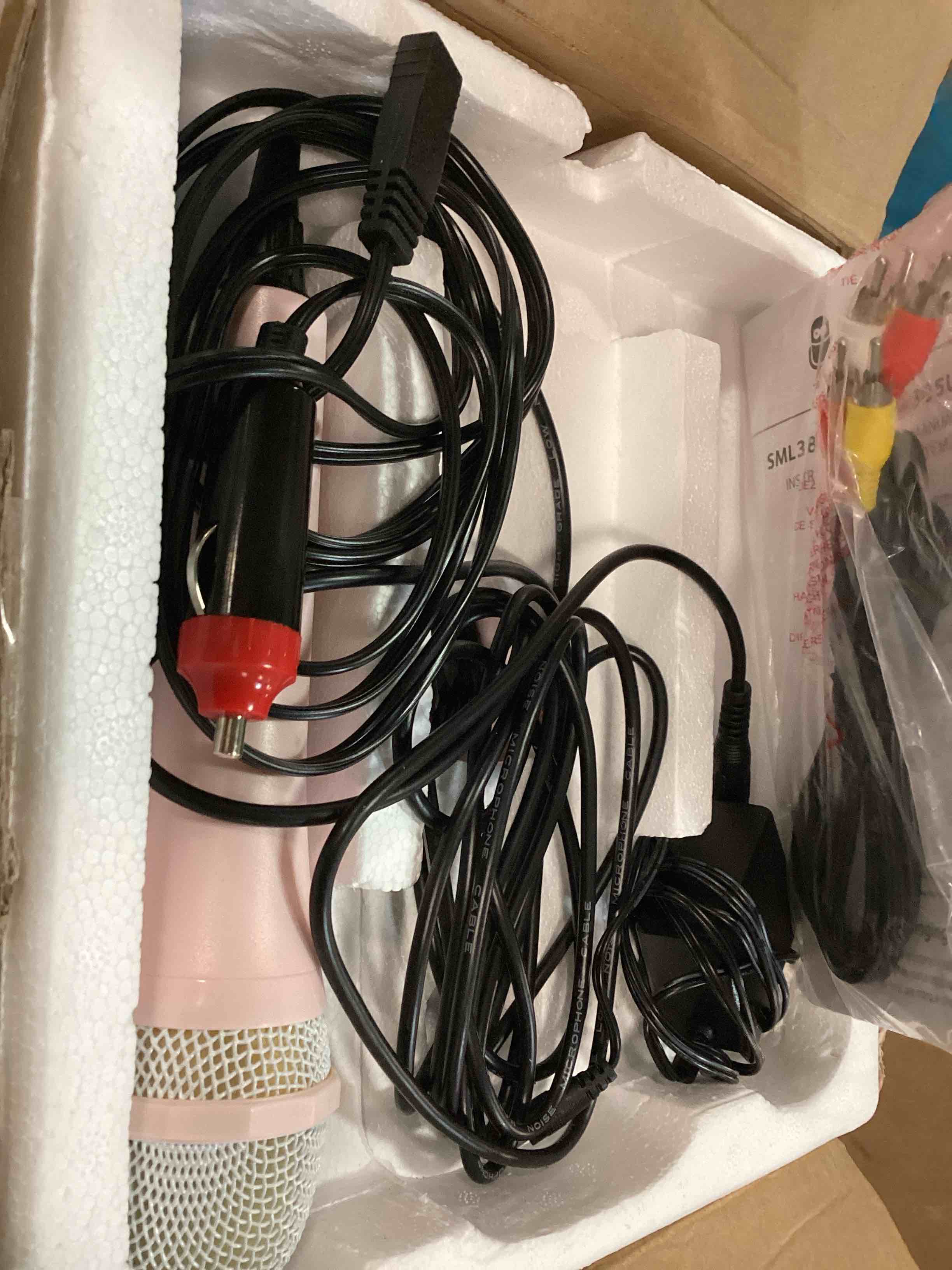 https://s3.amazonaws.com/lotting-images-prod/bidfta/TEA0335807_1727932443806.jpeg