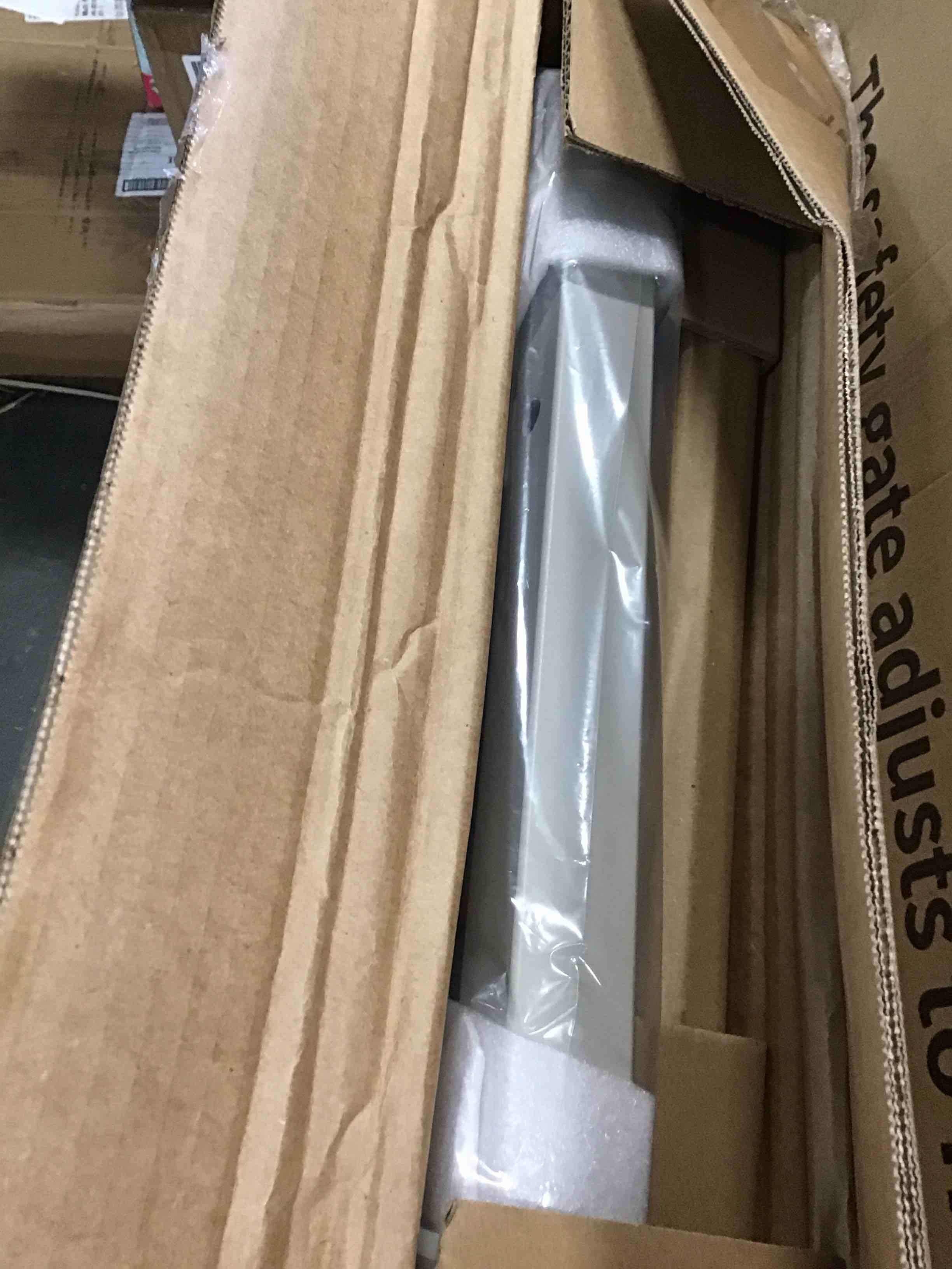 https://s3.amazonaws.com/lotting-images-prod/bidfta/TEA0336245_1728575127141.jpeg