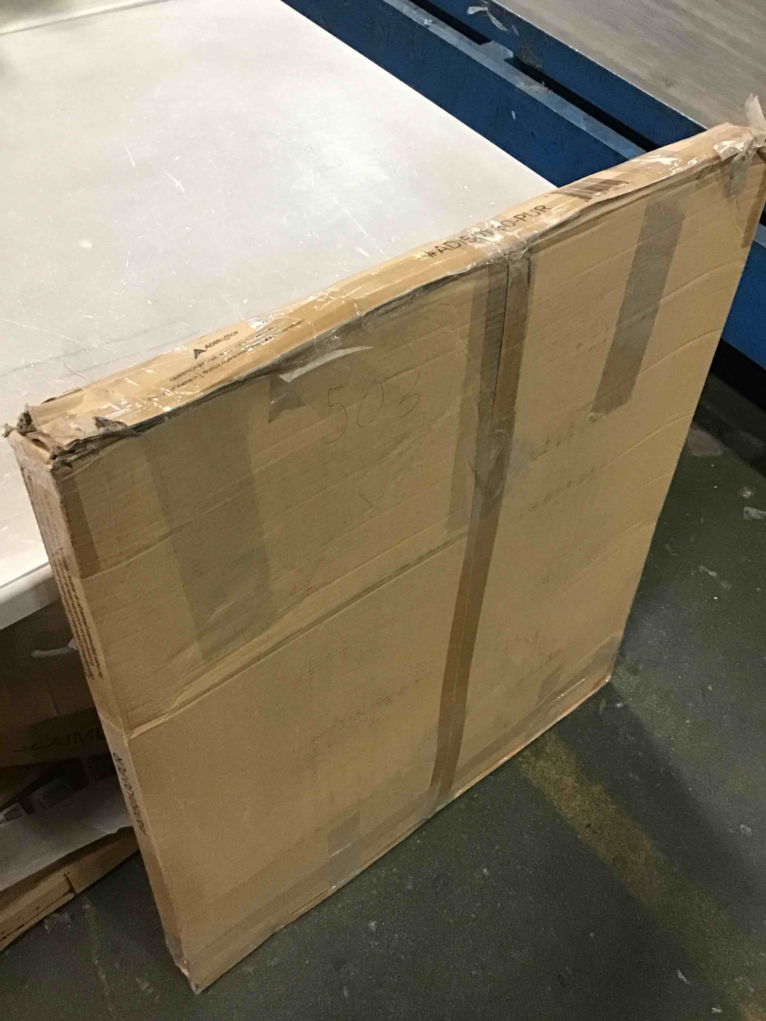 https://s3.amazonaws.com/lotting-images-prod/bidfta/TEA0336309_1728566971817.jpeg