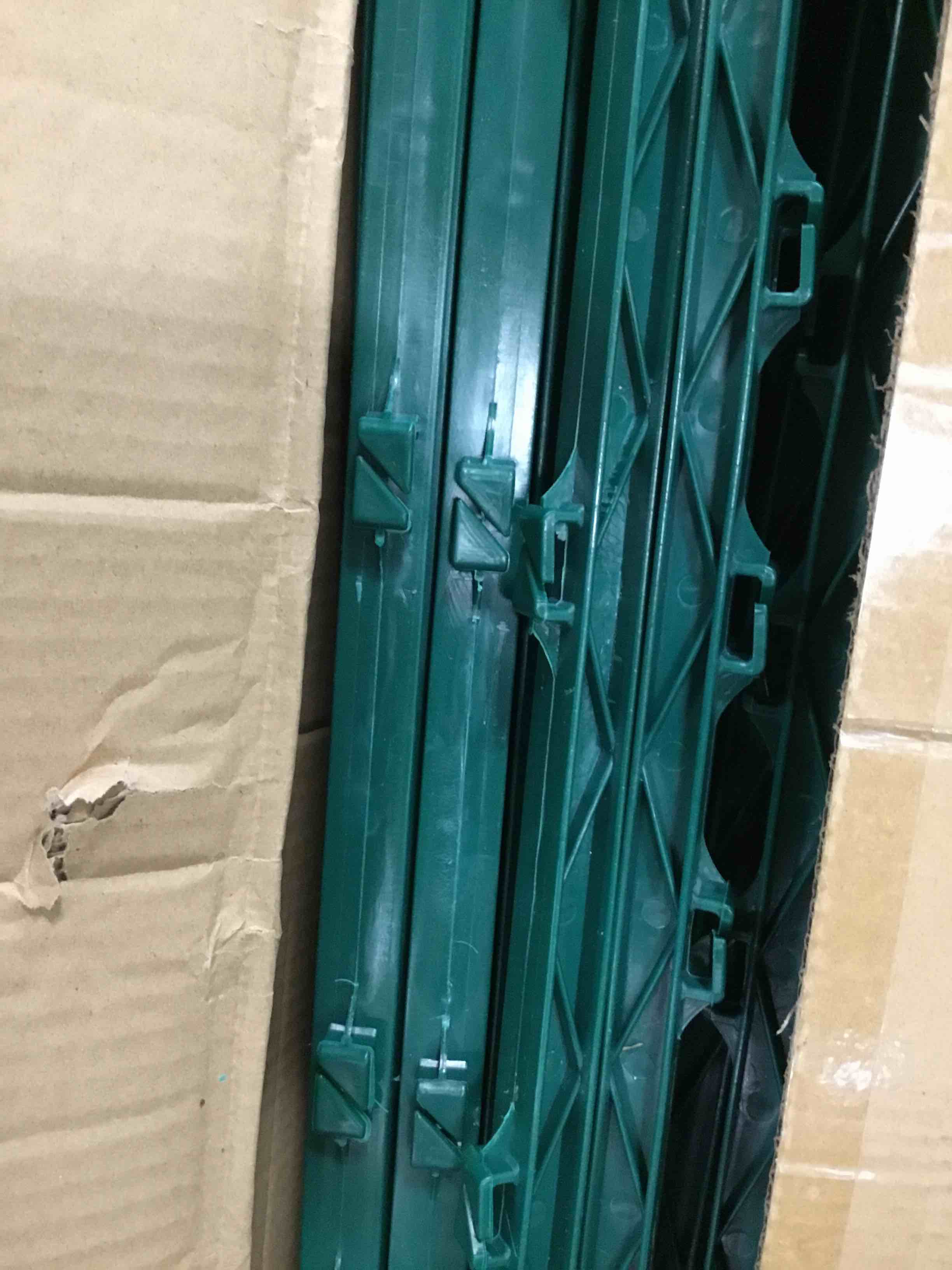 https://s3.amazonaws.com/lotting-images-prod/bidfta/TEA0337447_1728143710953.jpeg