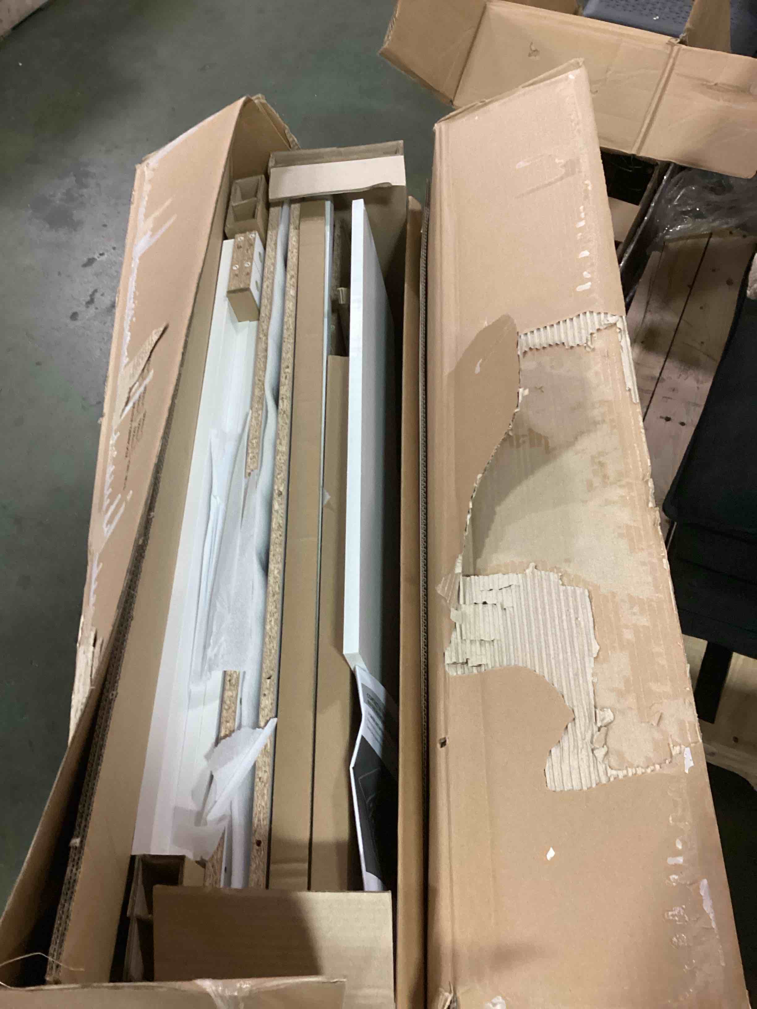 https://s3.amazonaws.com/lotting-images-prod/bidfta/TEA0338277_1728478055277.jpeg