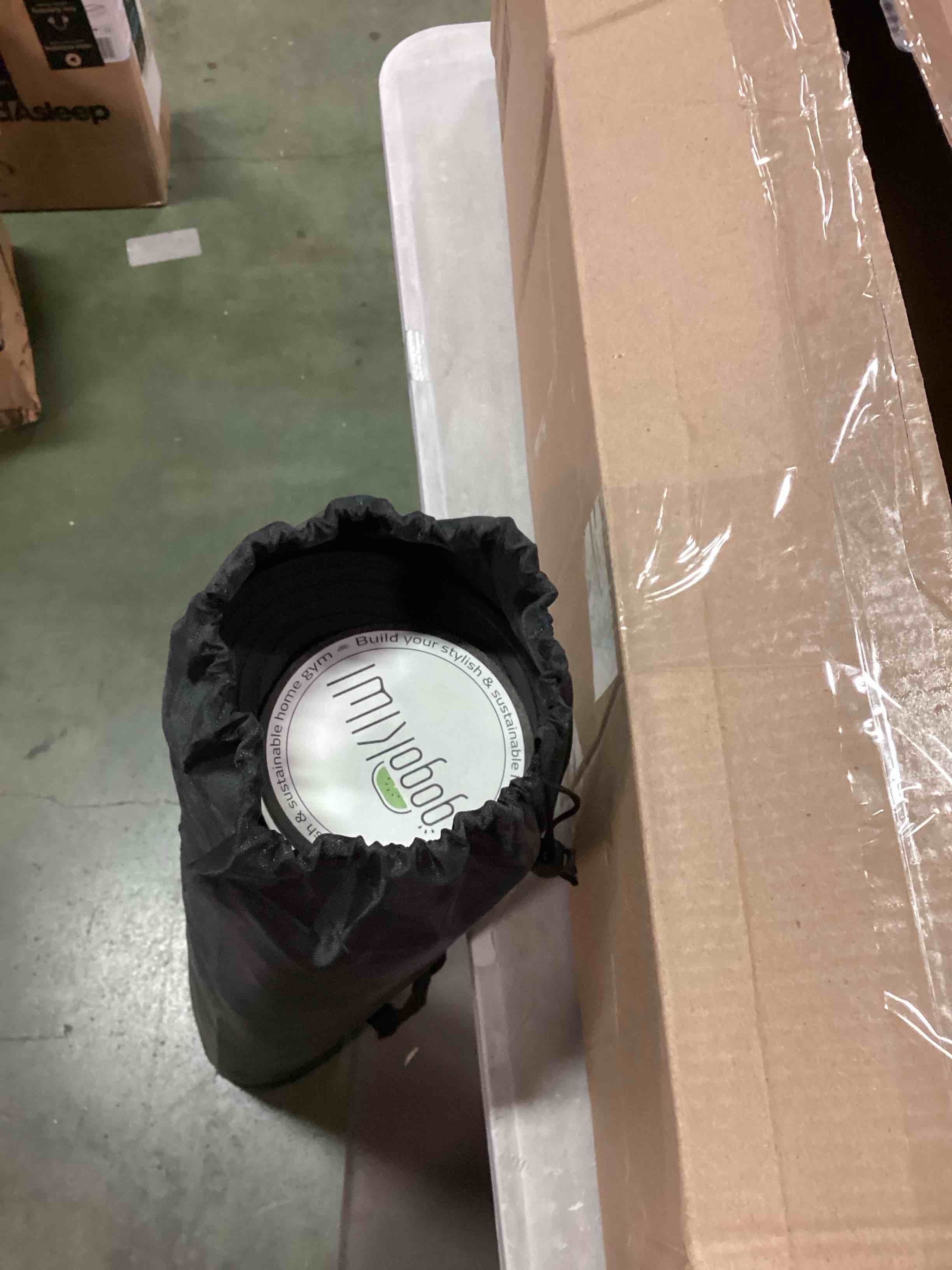 https://s3.amazonaws.com/lotting-images-prod/bidfta/TEA0338476_1728327387736.jpeg