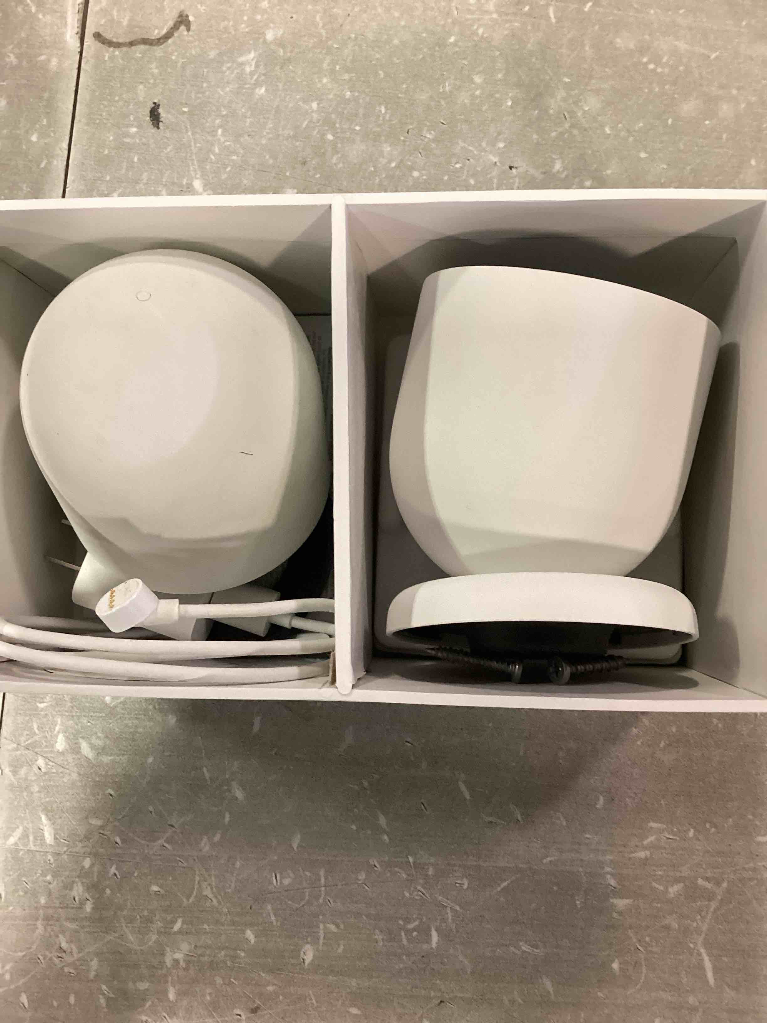 https://s3.amazonaws.com/lotting-images-prod/bidfta/TEA0339161_1727982487937.jpeg