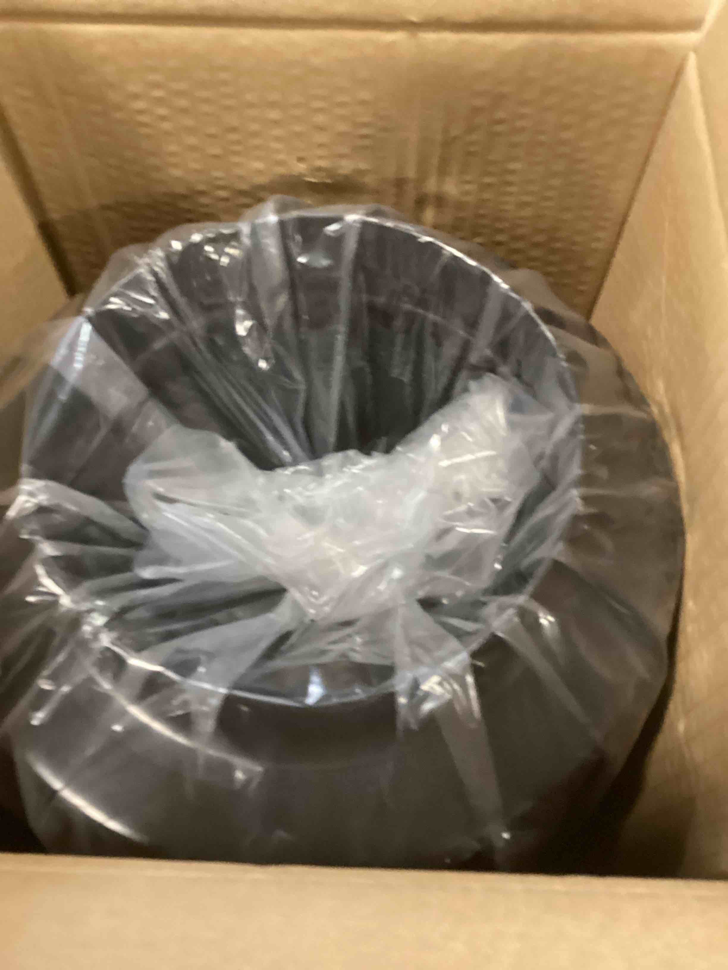 https://s3.amazonaws.com/lotting-images-prod/bidfta/TEA0344215_1728413837925.jpeg