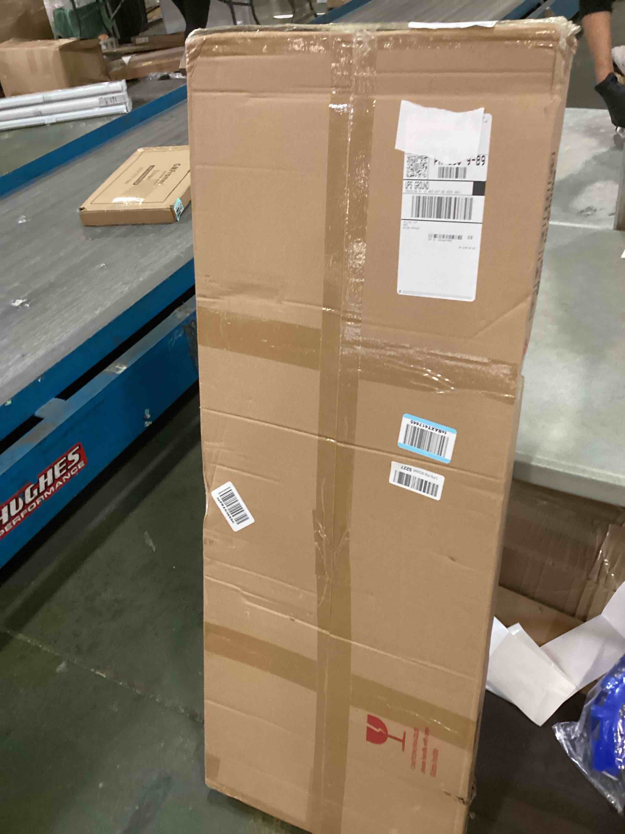 https://s3.amazonaws.com/lotting-images-prod/bidfta/TEA0345138_1728057641045.jpeg