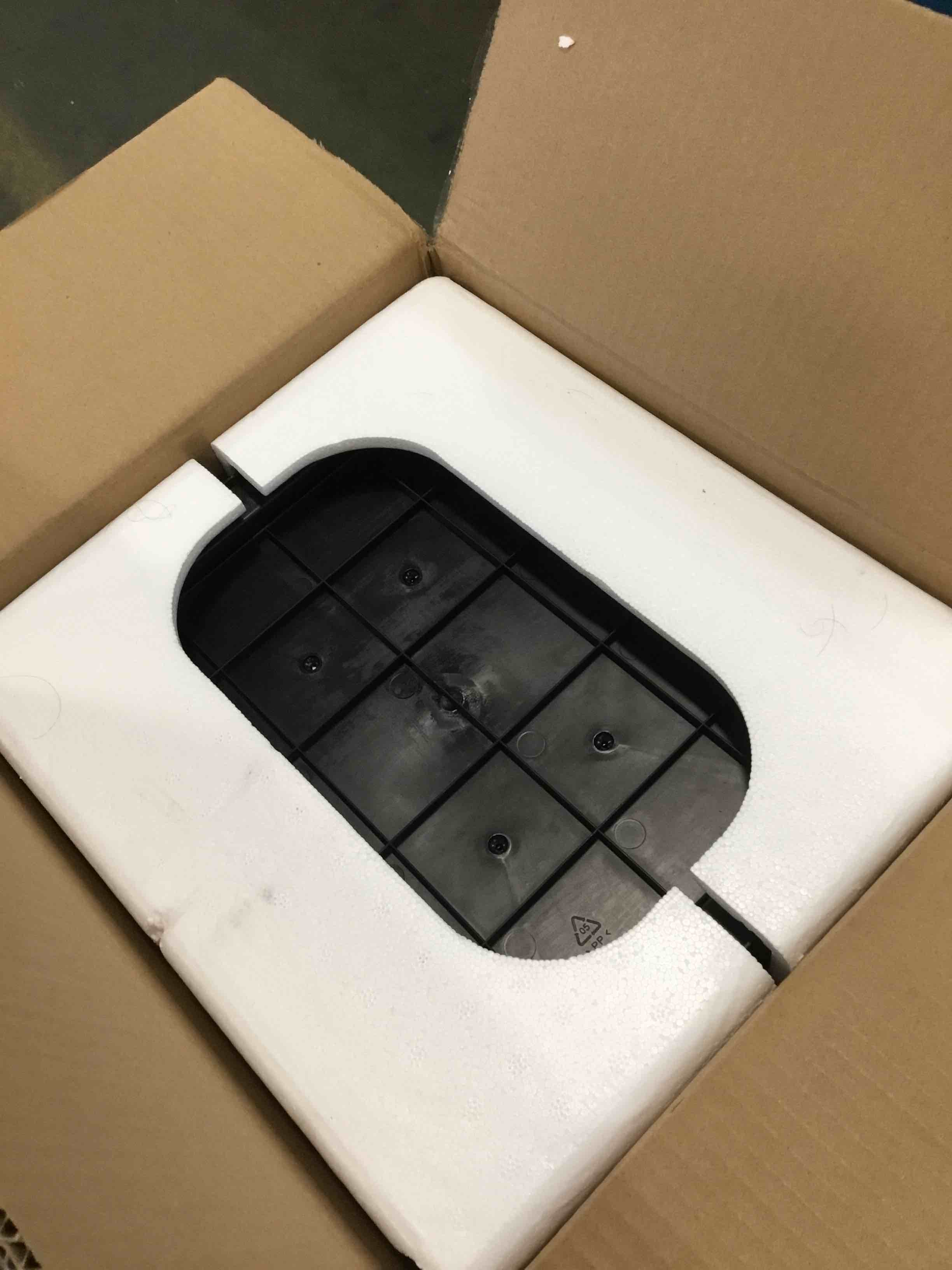 https://s3.amazonaws.com/lotting-images-prod/bidfta/TEA0346340_1728572111664.jpeg