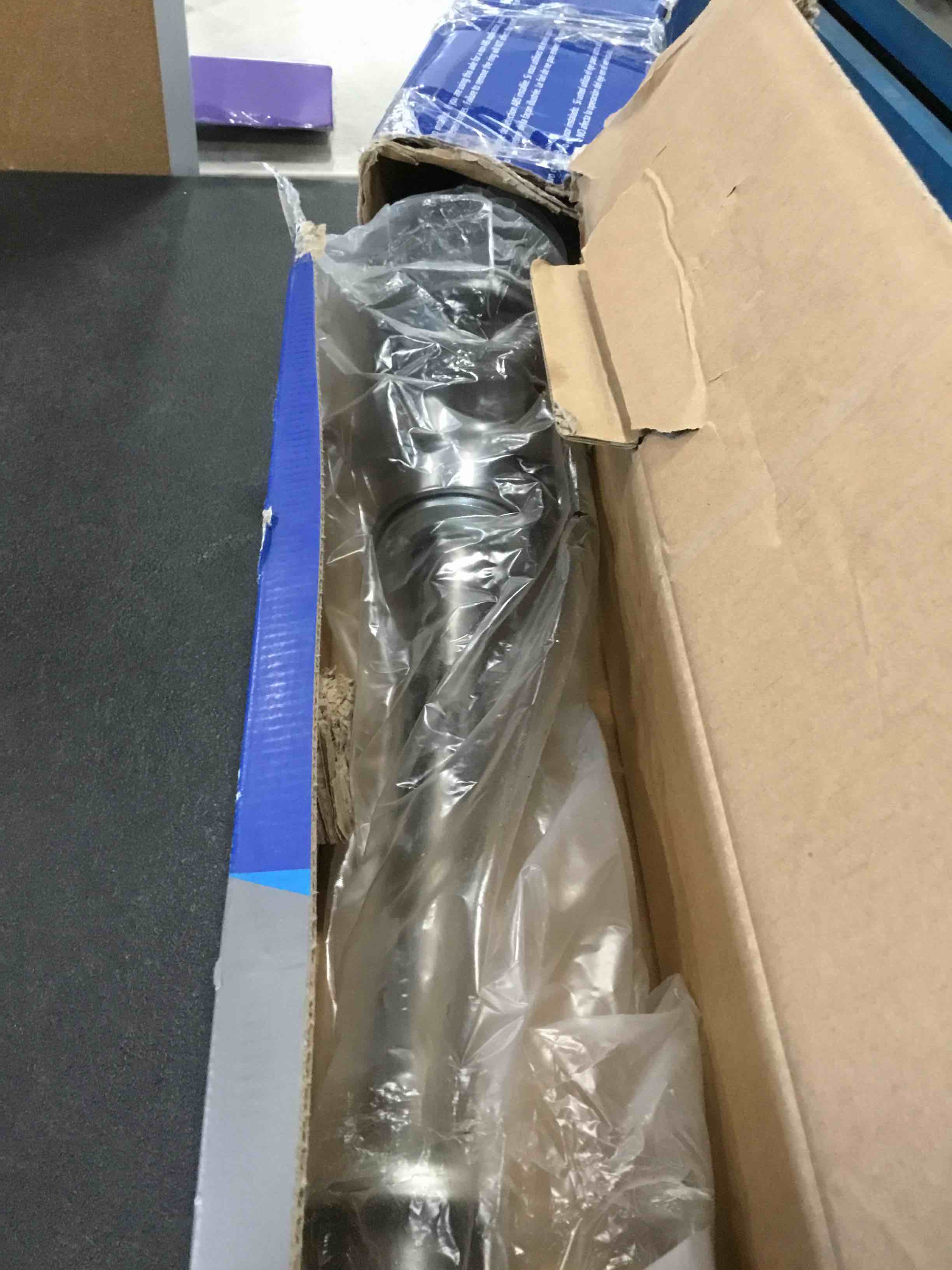 https://s3.amazonaws.com/lotting-images-prod/bidfta/TEA0346559_1728489661823.jpeg