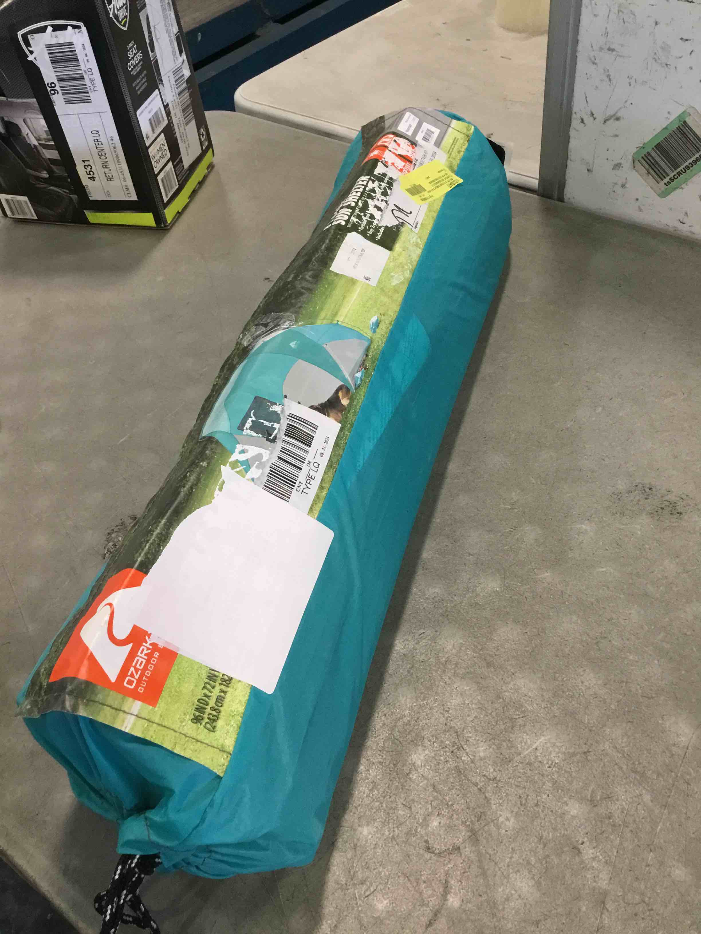 https://s3.amazonaws.com/lotting-images-prod/bidfta/TEA0346812_1728398092701.jpeg
