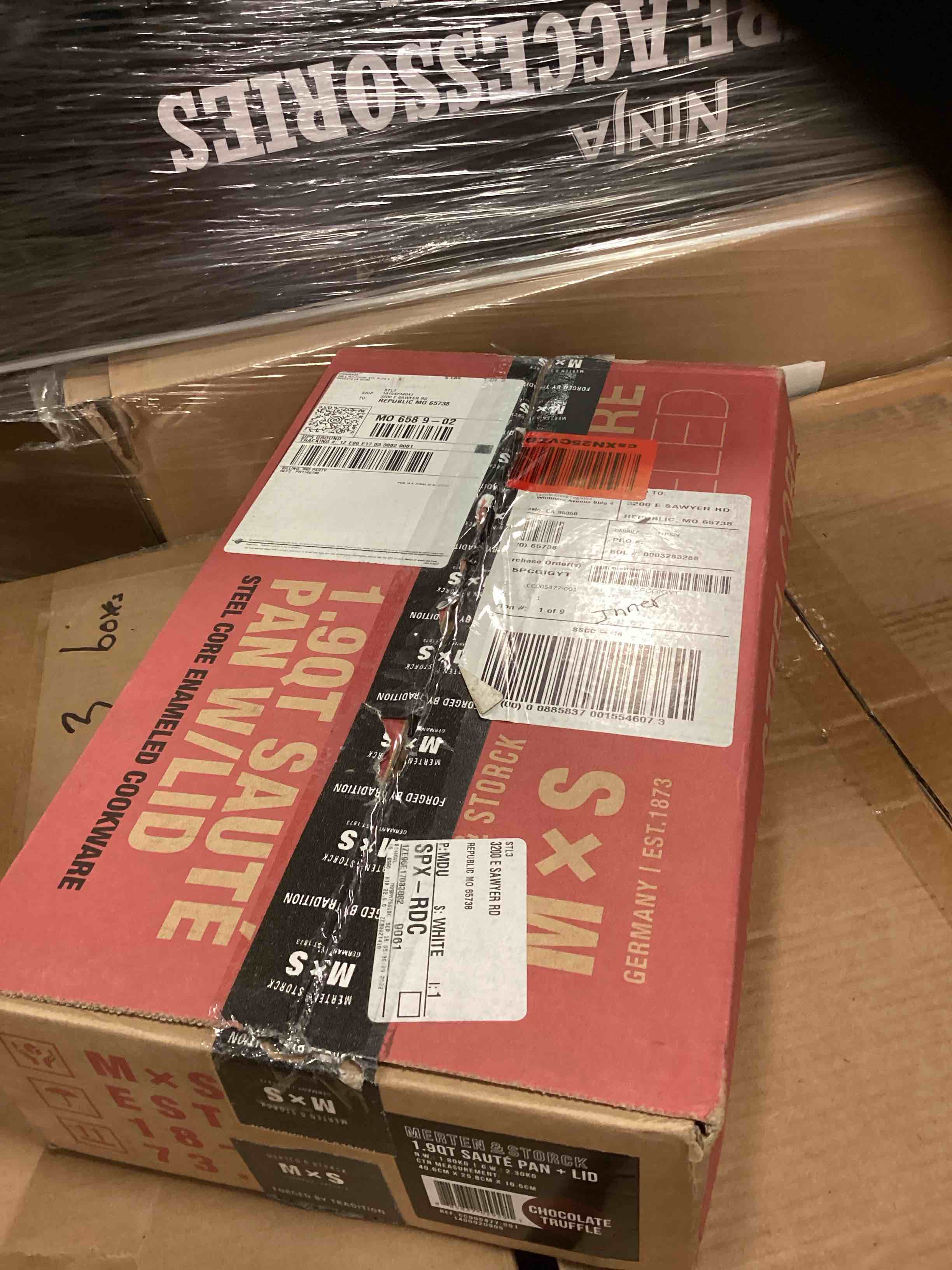 https://s3.amazonaws.com/lotting-images-prod/bidfta/TEA0353300_1731939358879.jpeg