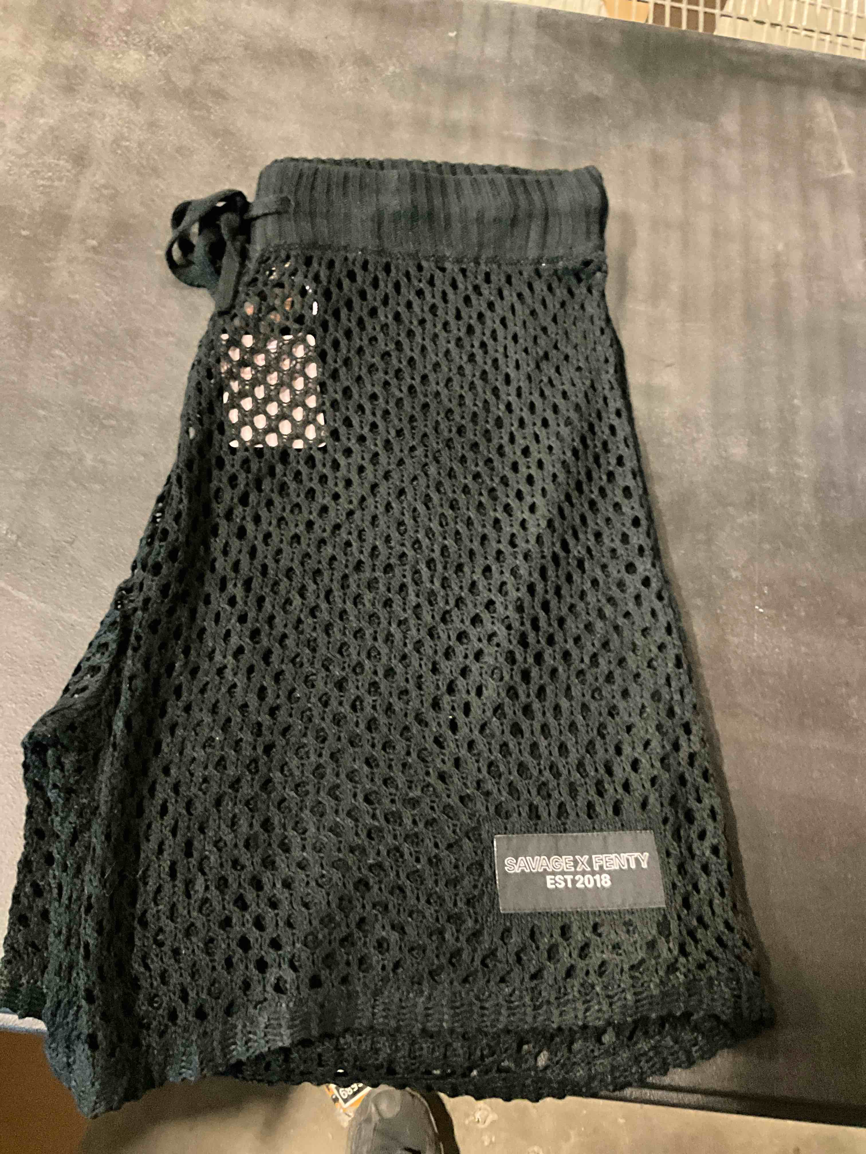 https://s3.amazonaws.com/lotting-images-prod/bidfta/TEA0354721_1738189435761.jpeg