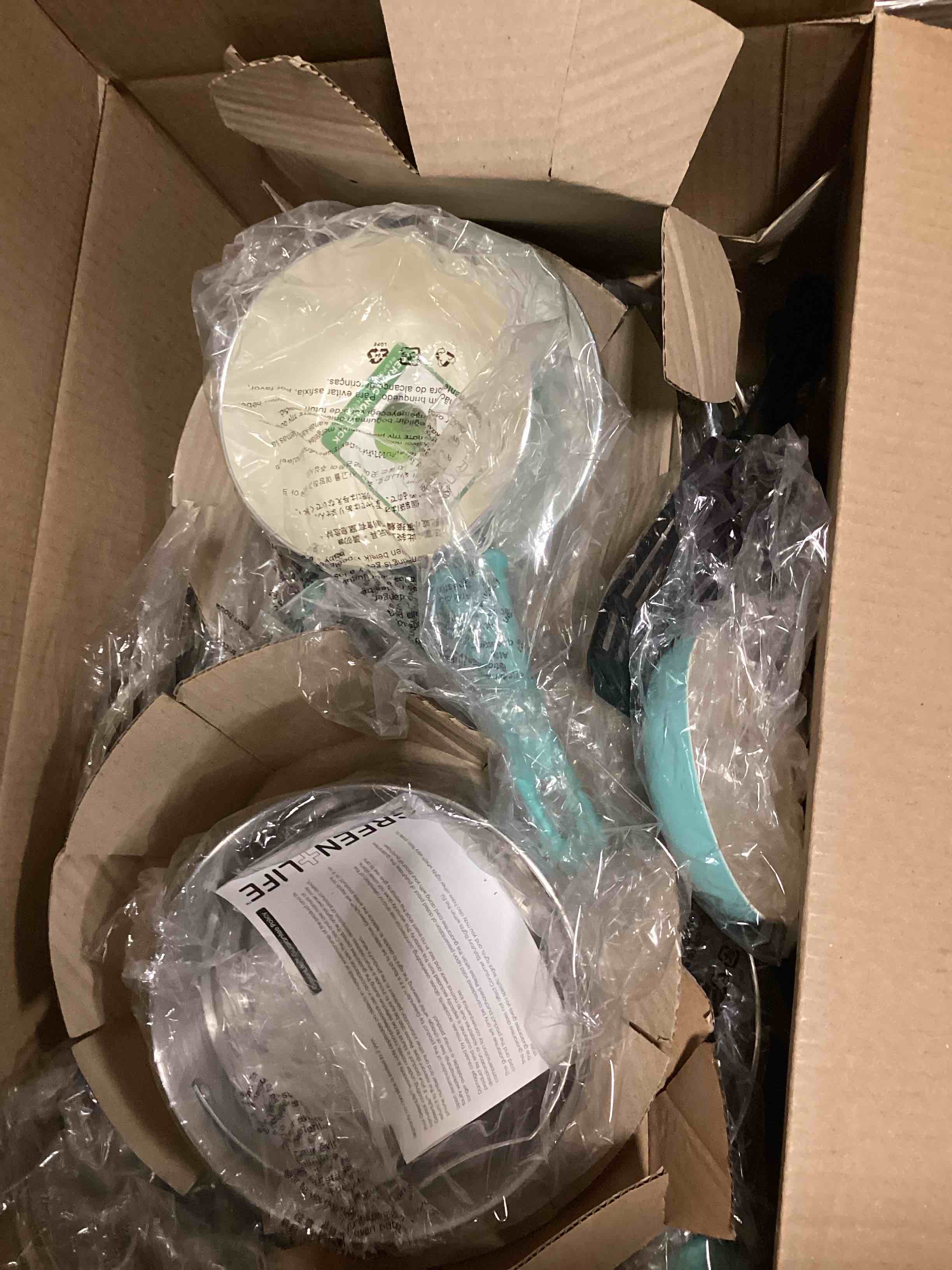 GreenPan Rio Healthy Ceramic Nonstick 16 Piece Cookware Pots and Pans Set, PFAS-Free, Dishwasher Safe, Turquoise