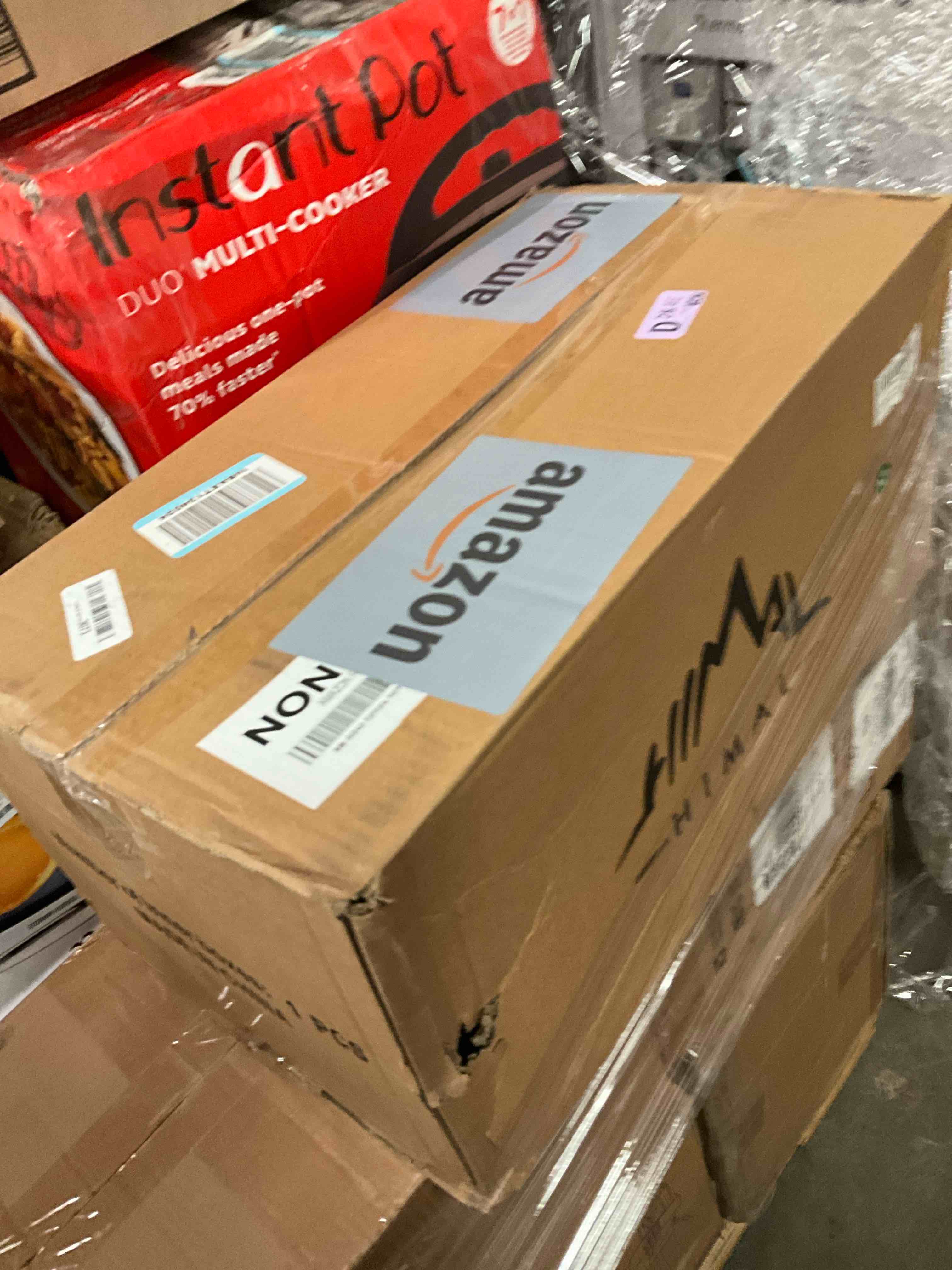 https://s3.amazonaws.com/lotting-images-prod/bidfta/TEA0365239_1736530934340.jpeg