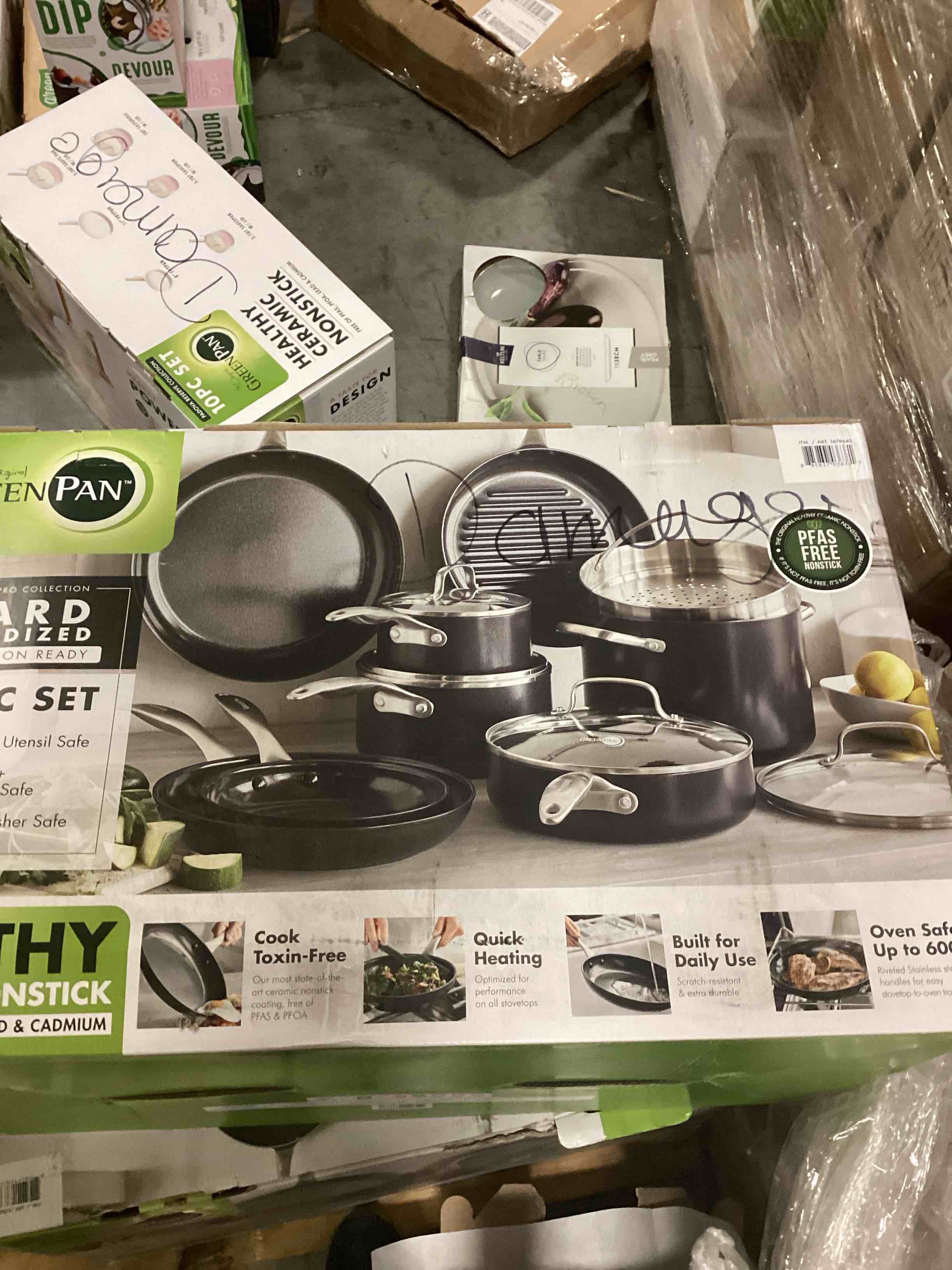 https://s3.amazonaws.com/lotting-images-prod/bidfta/TEA0366084_1731611737356.jpeg