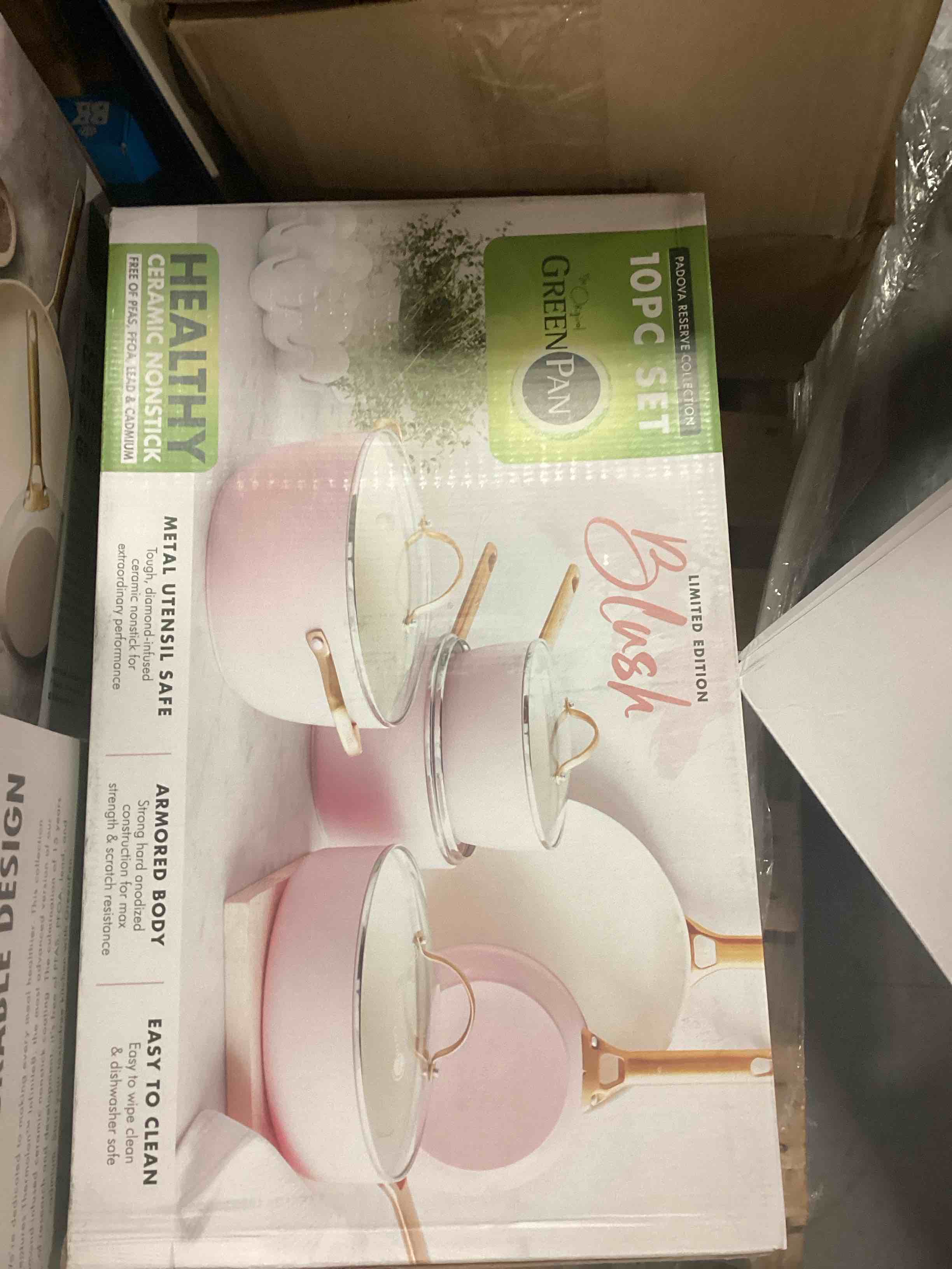 https://s3.amazonaws.com/lotting-images-prod/bidfta/TEA0366099_1731610007515.jpeg