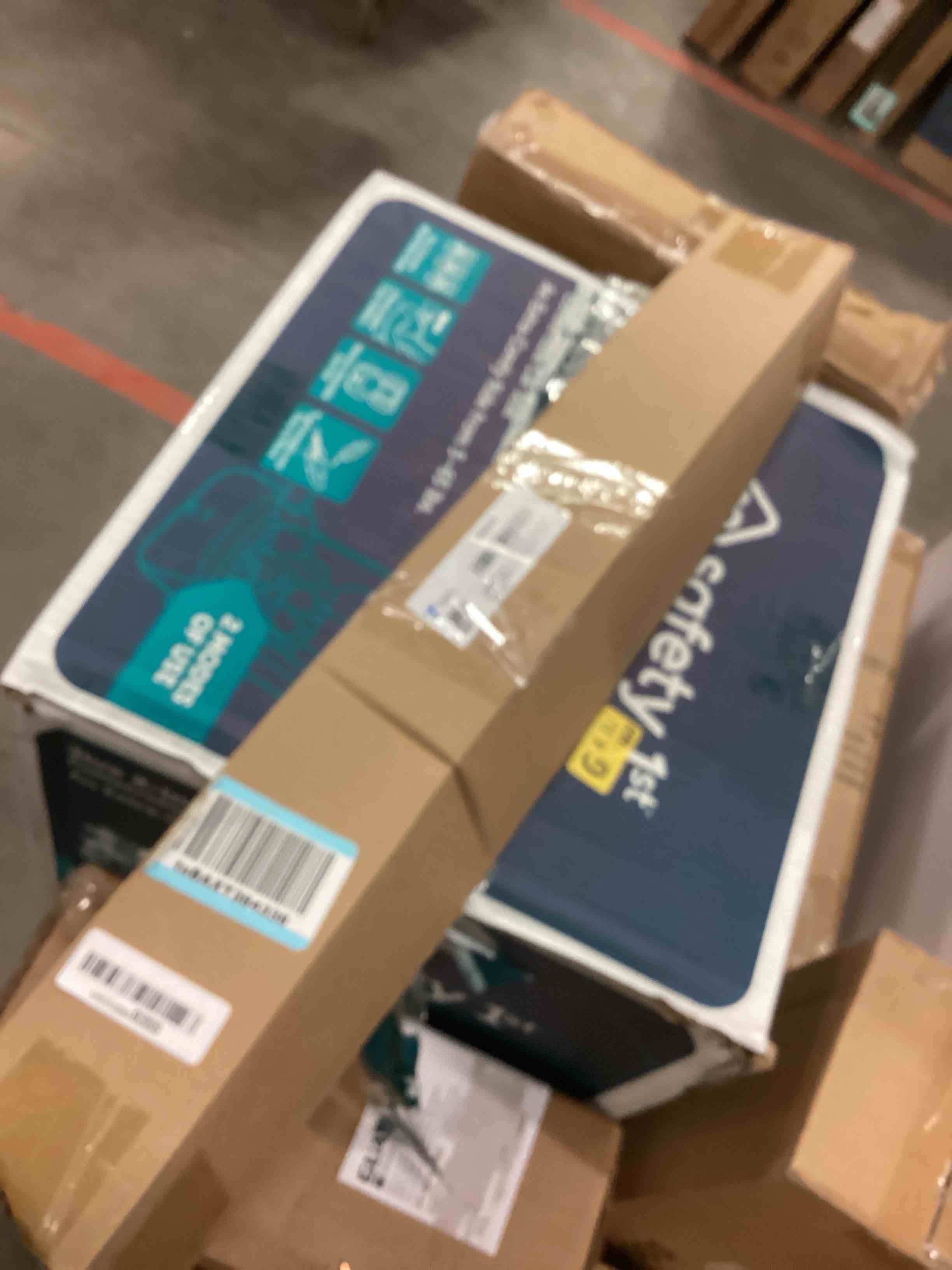 https://s3.amazonaws.com/lotting-images-prod/bidfta/TEA0368261_1736793928199.jpeg