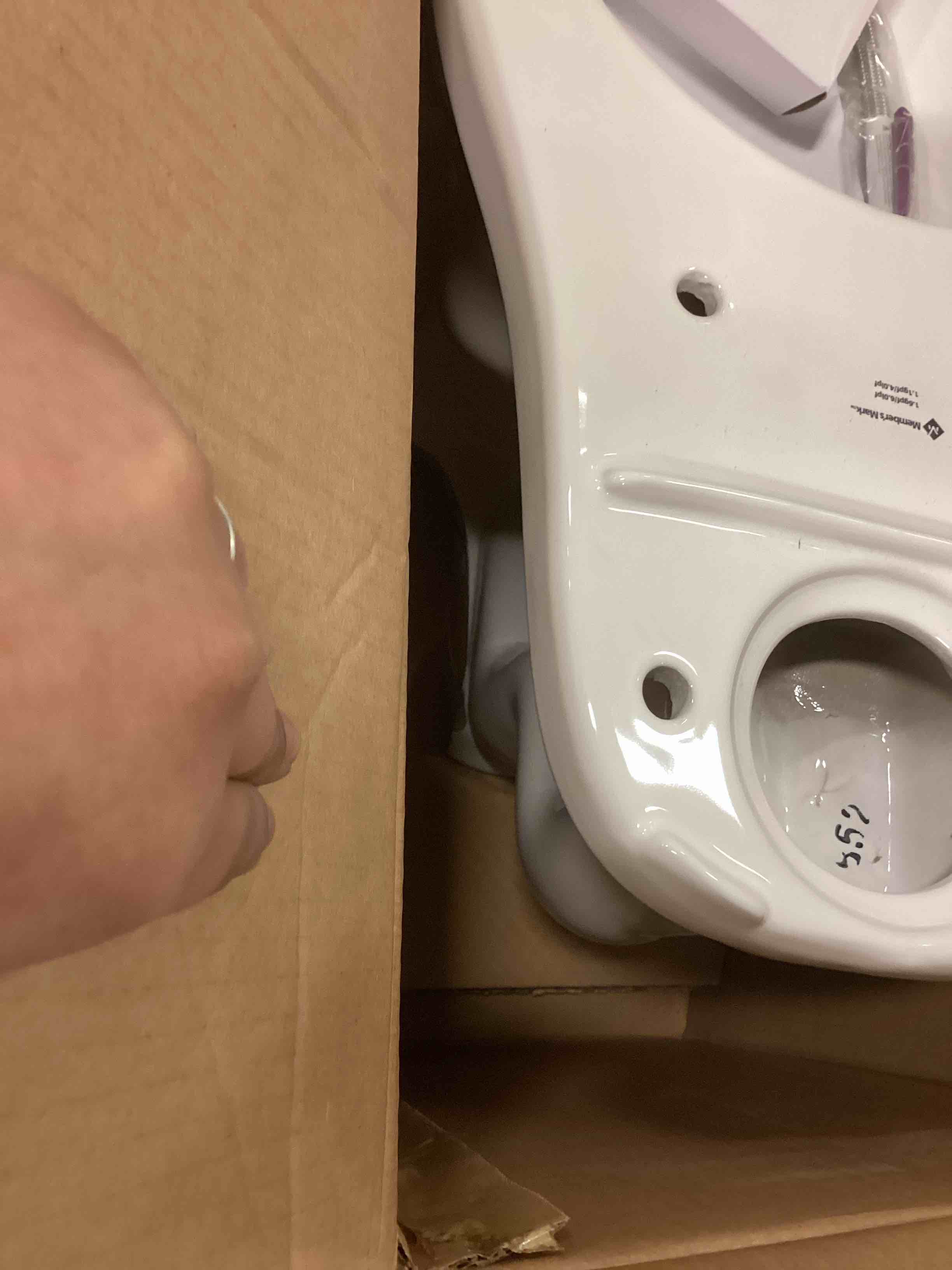 https://s3.amazonaws.com/lotting-images-prod/bidfta/TEA0368305_1736958999315.jpeg