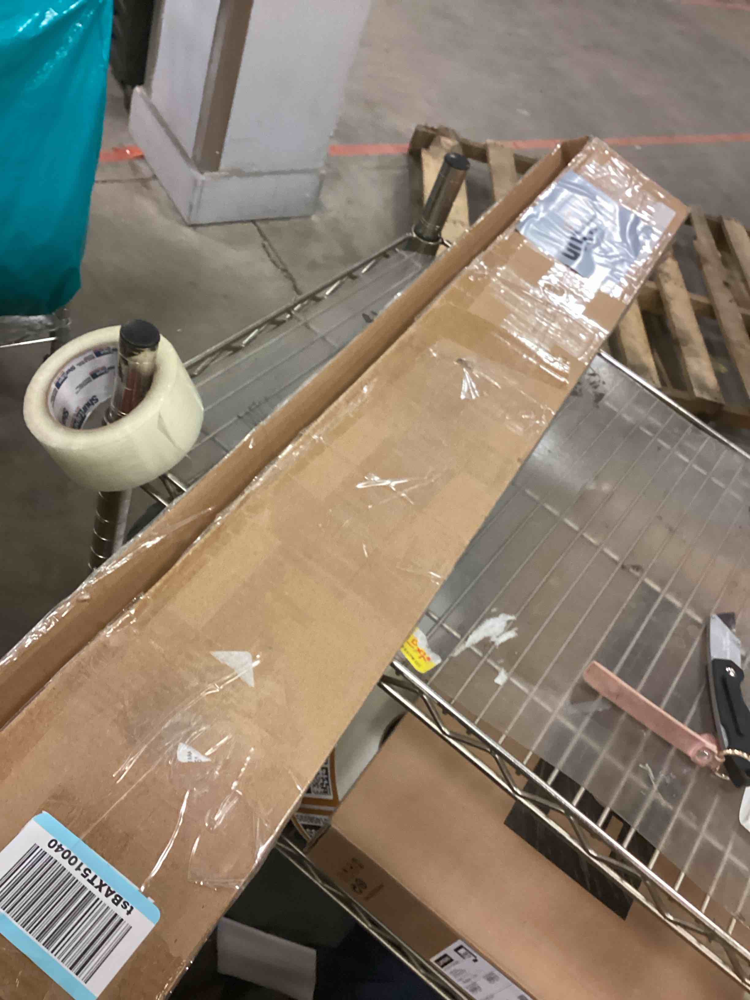 https://s3.amazonaws.com/lotting-images-prod/bidfta/TEA0368669_1736449137095.jpeg