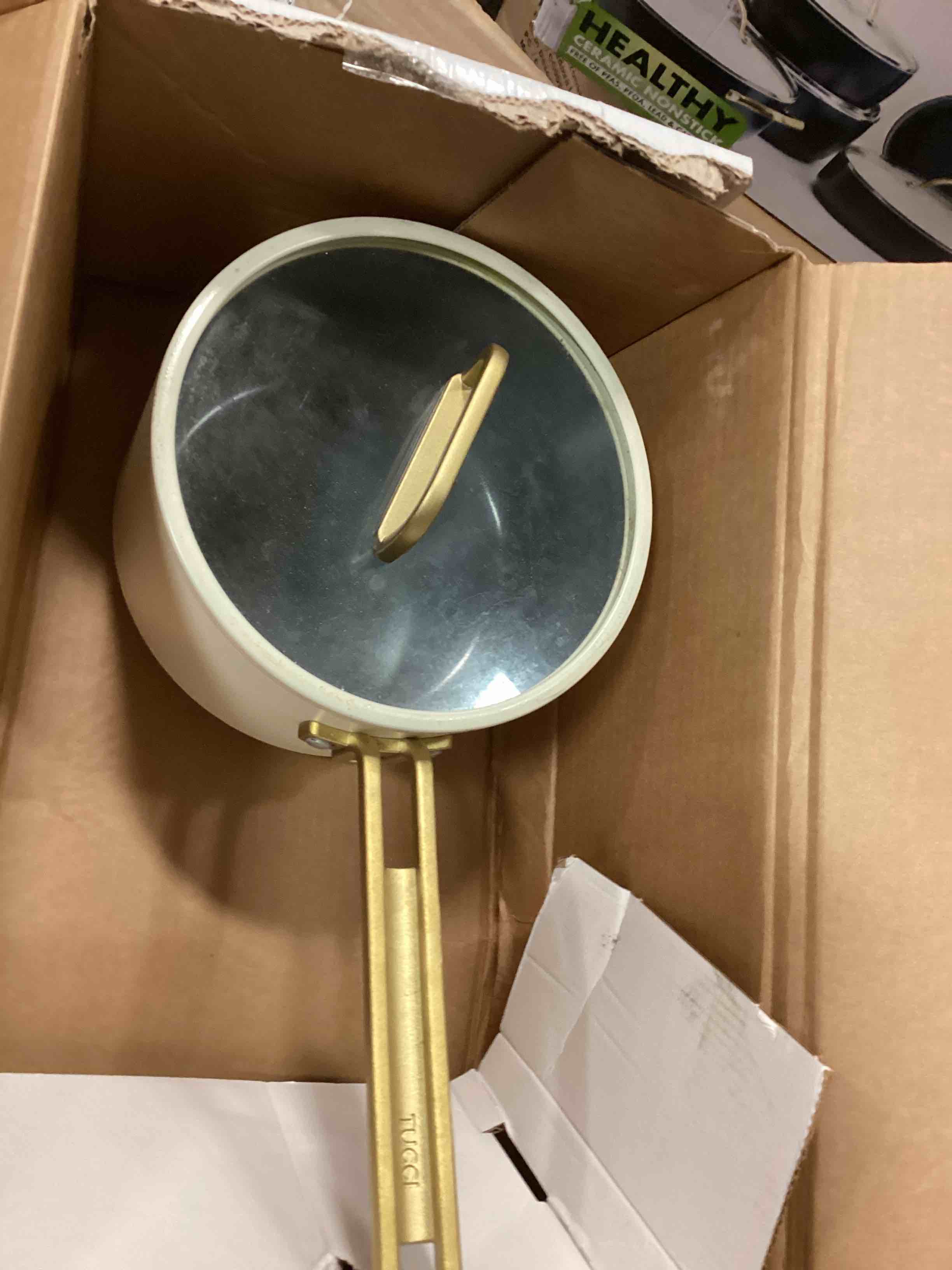 Farberware Forged Induction Ceramic Cookware Nonstick Saucepan with Lid, Dishwasher Safe, Suitable for All Stovetops, 3 Quart Sauce Pan - cream and Gold