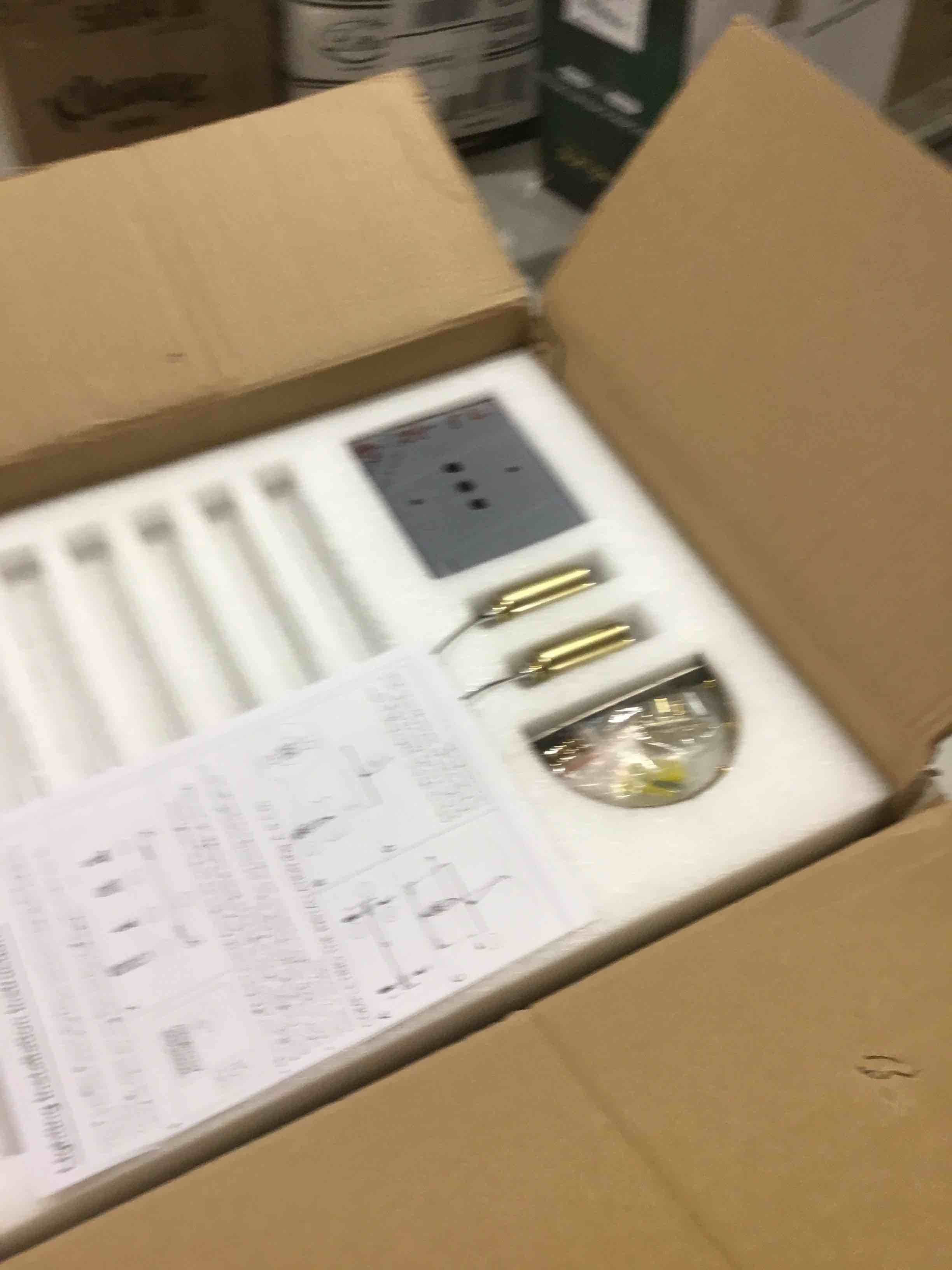 https://s3.amazonaws.com/lotting-images-prod/bidfta/TEA0372315_1732549174180.jpeg