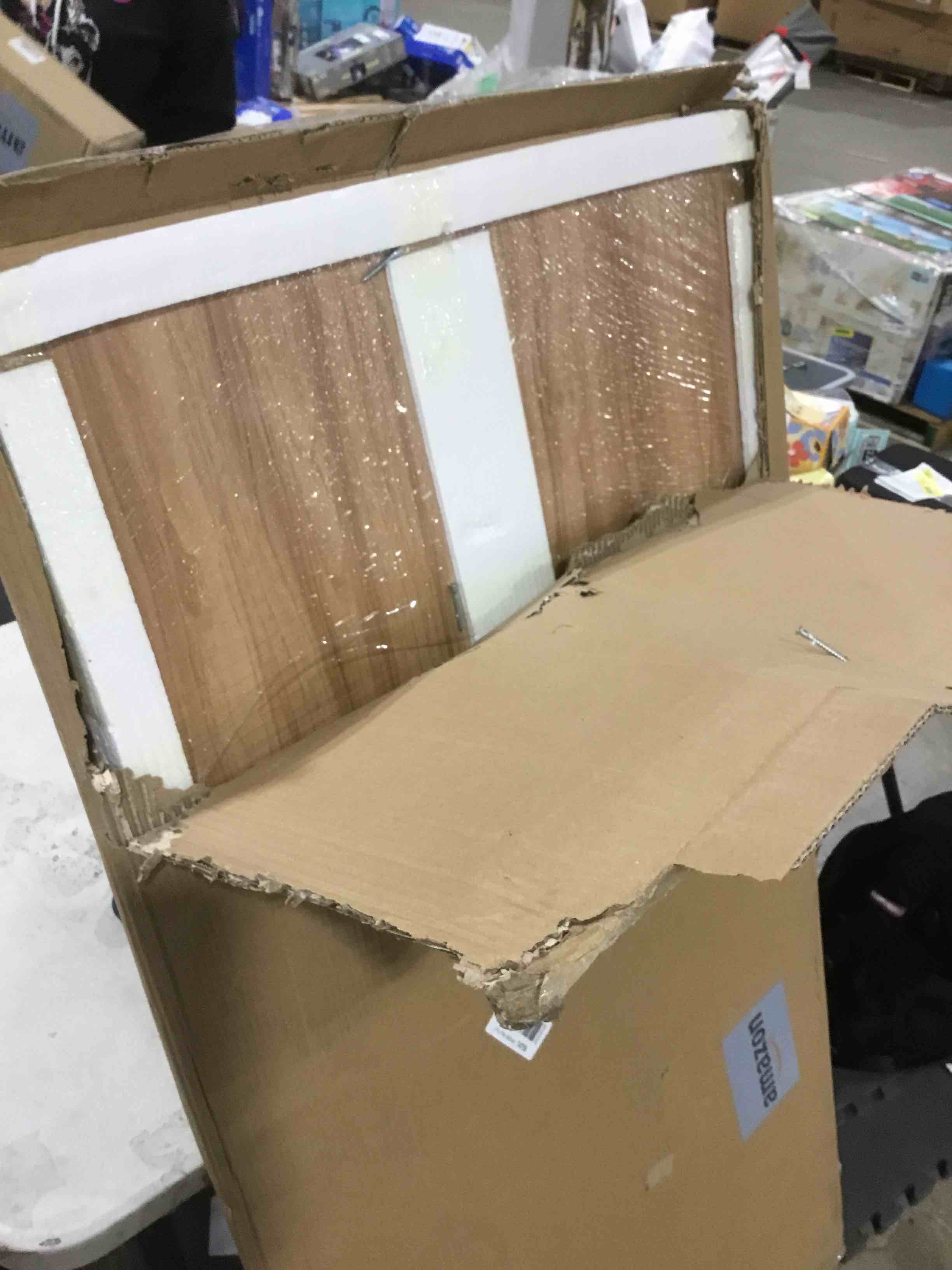 https://s3.amazonaws.com/lotting-images-prod/bidfta/TEA0372327_1732546556617.jpeg
