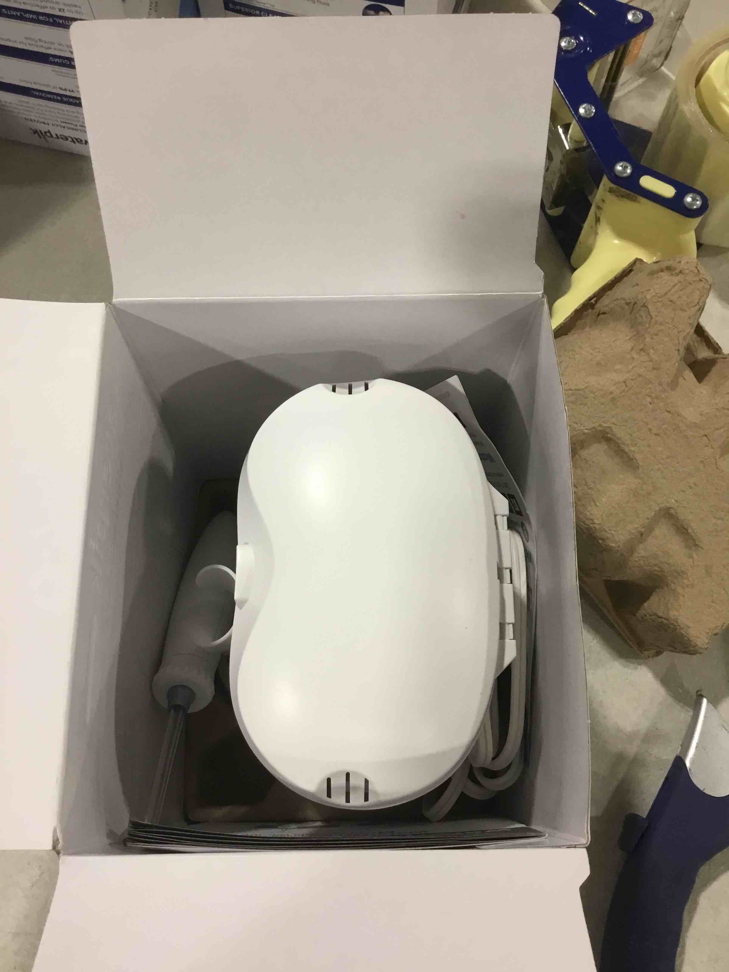 https://s3.amazonaws.com/lotting-images-prod/bidfta/TEA0372413_1732538684329.jpeg