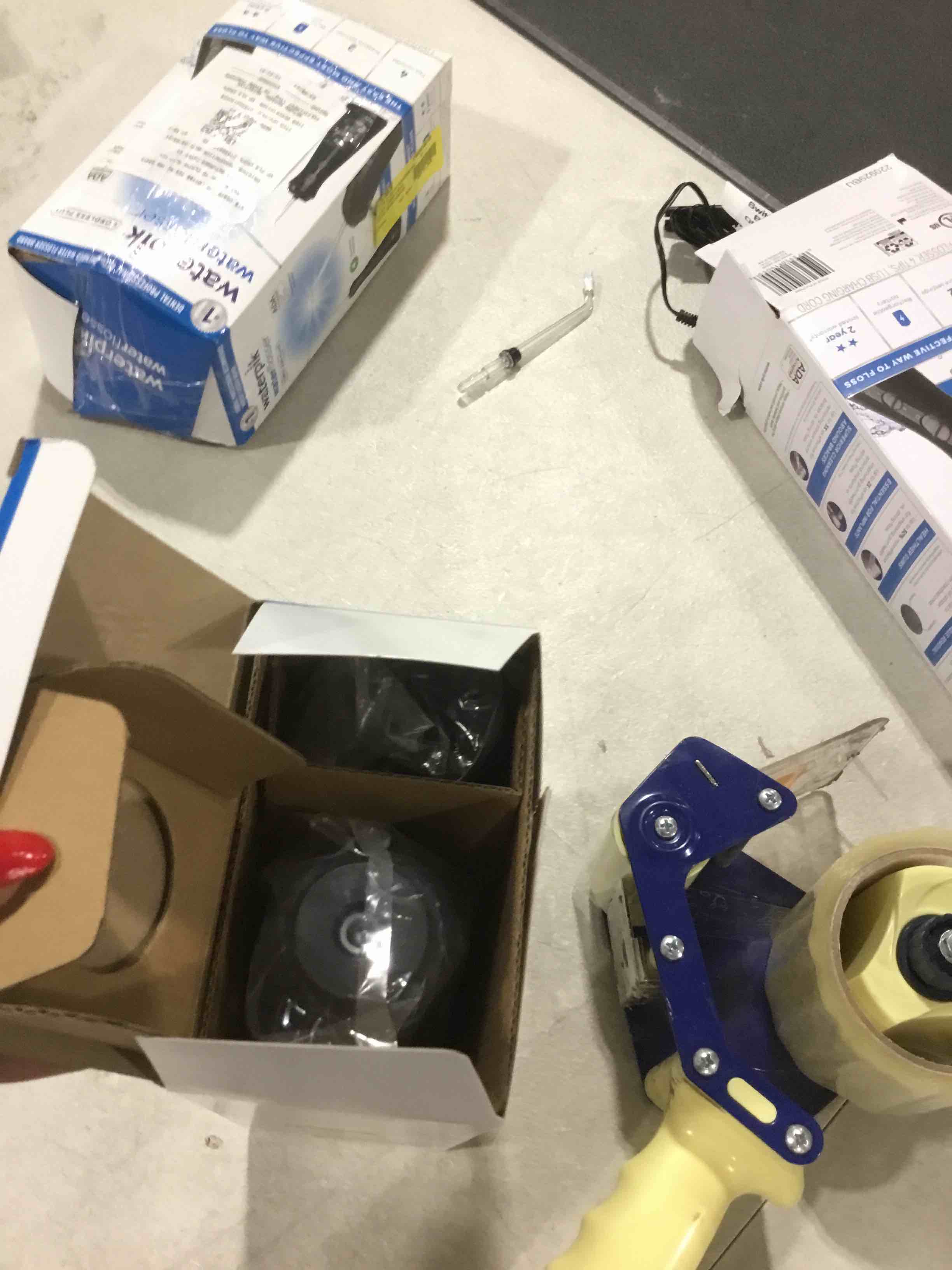 https://s3.amazonaws.com/lotting-images-prod/bidfta/TEA0372440_1732537569166.jpeg