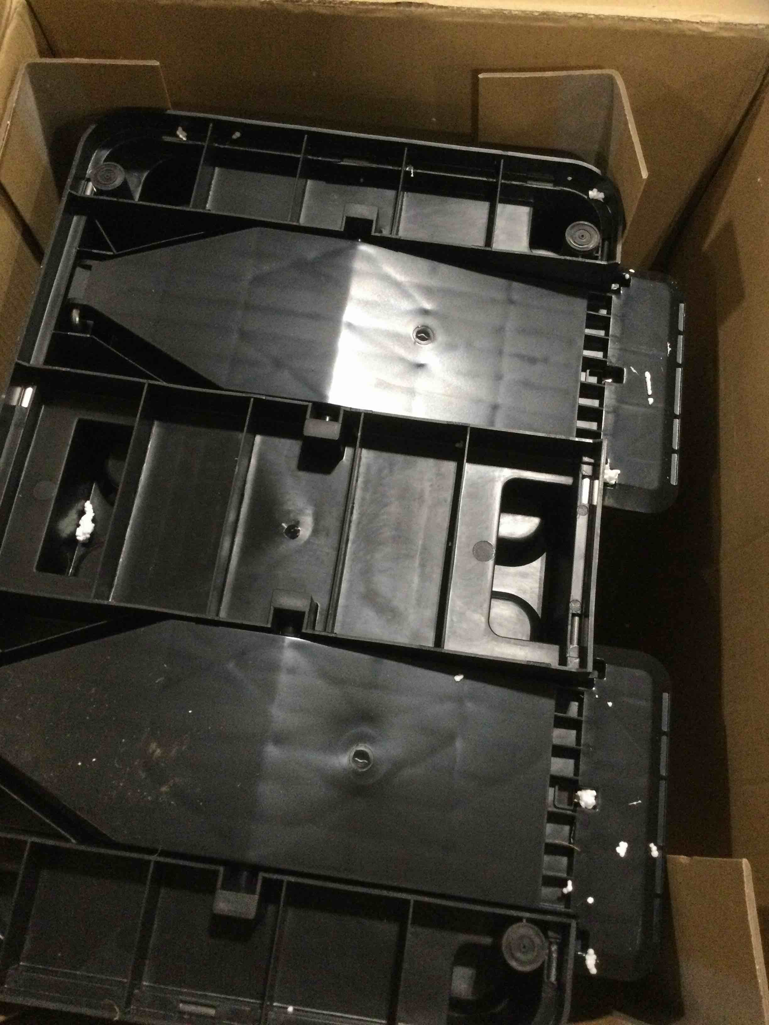 https://s3.amazonaws.com/lotting-images-prod/bidfta/TEA0373345_1731327548104.jpeg