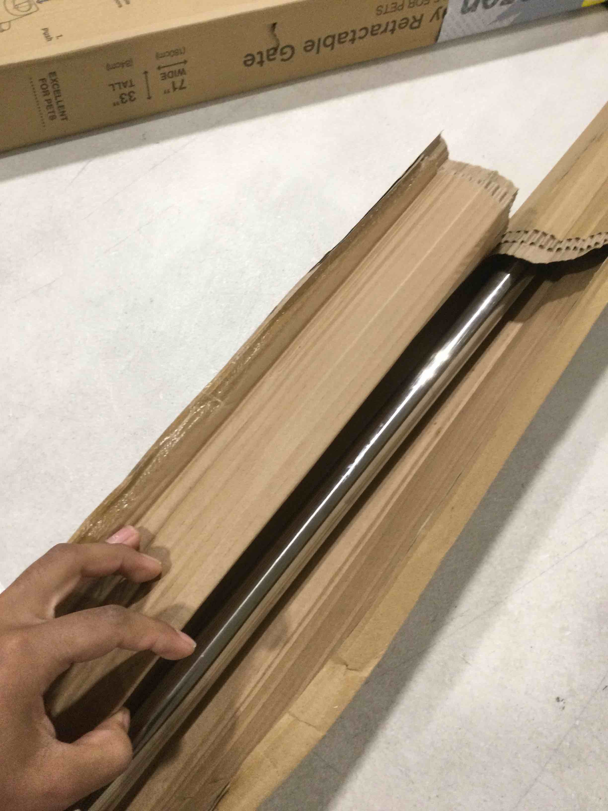 https://s3.amazonaws.com/lotting-images-prod/bidfta/TEA0373493_1730468510840.jpeg