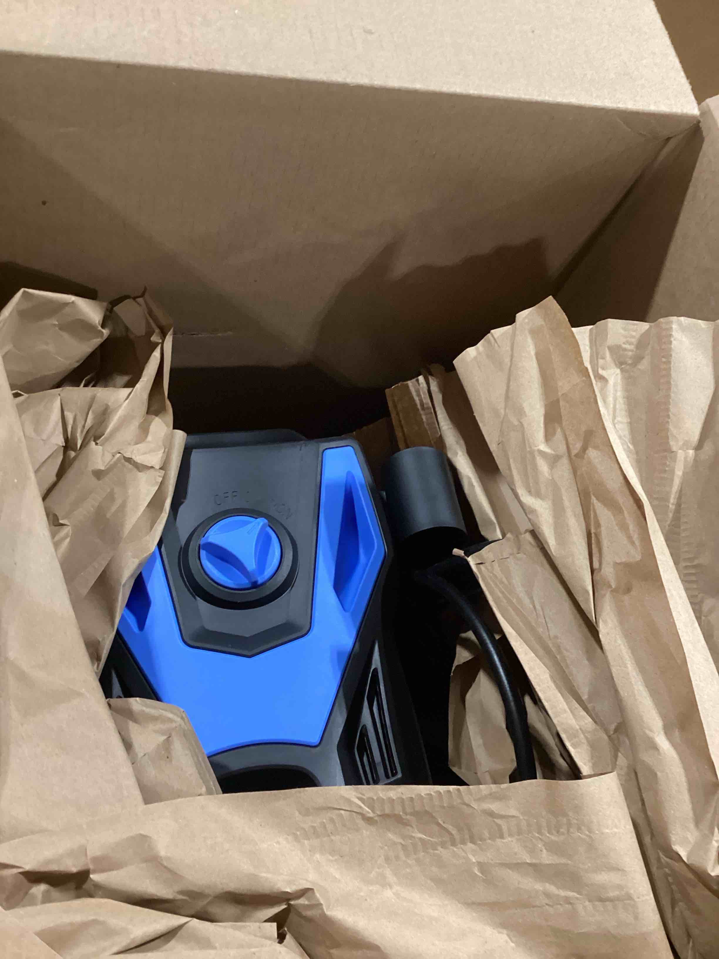 https://s3.amazonaws.com/lotting-images-prod/bidfta/TEA0373579_1730398611929.jpeg