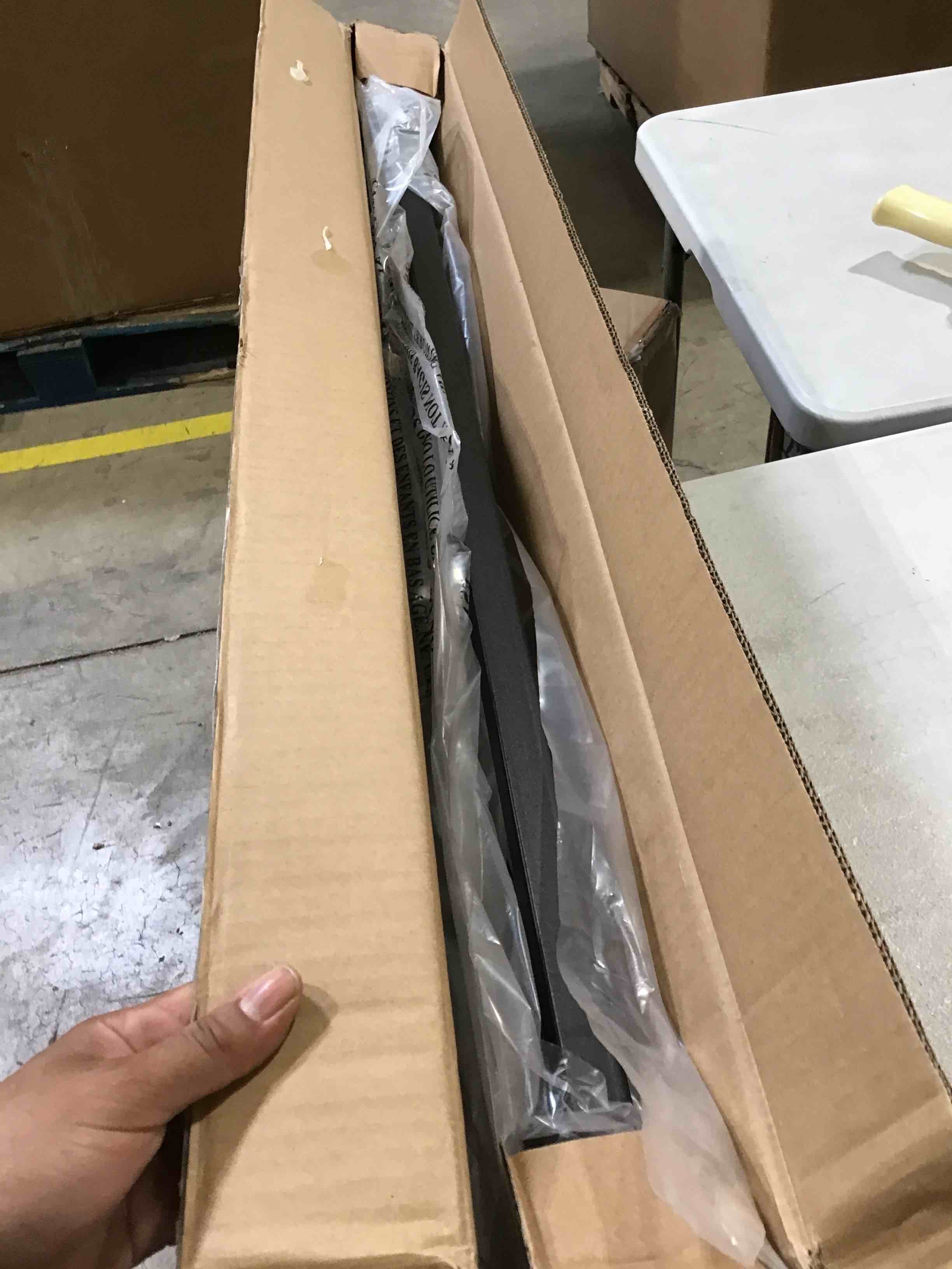 https://s3.amazonaws.com/lotting-images-prod/bidfta/TEA0373879_1730303554054.jpeg