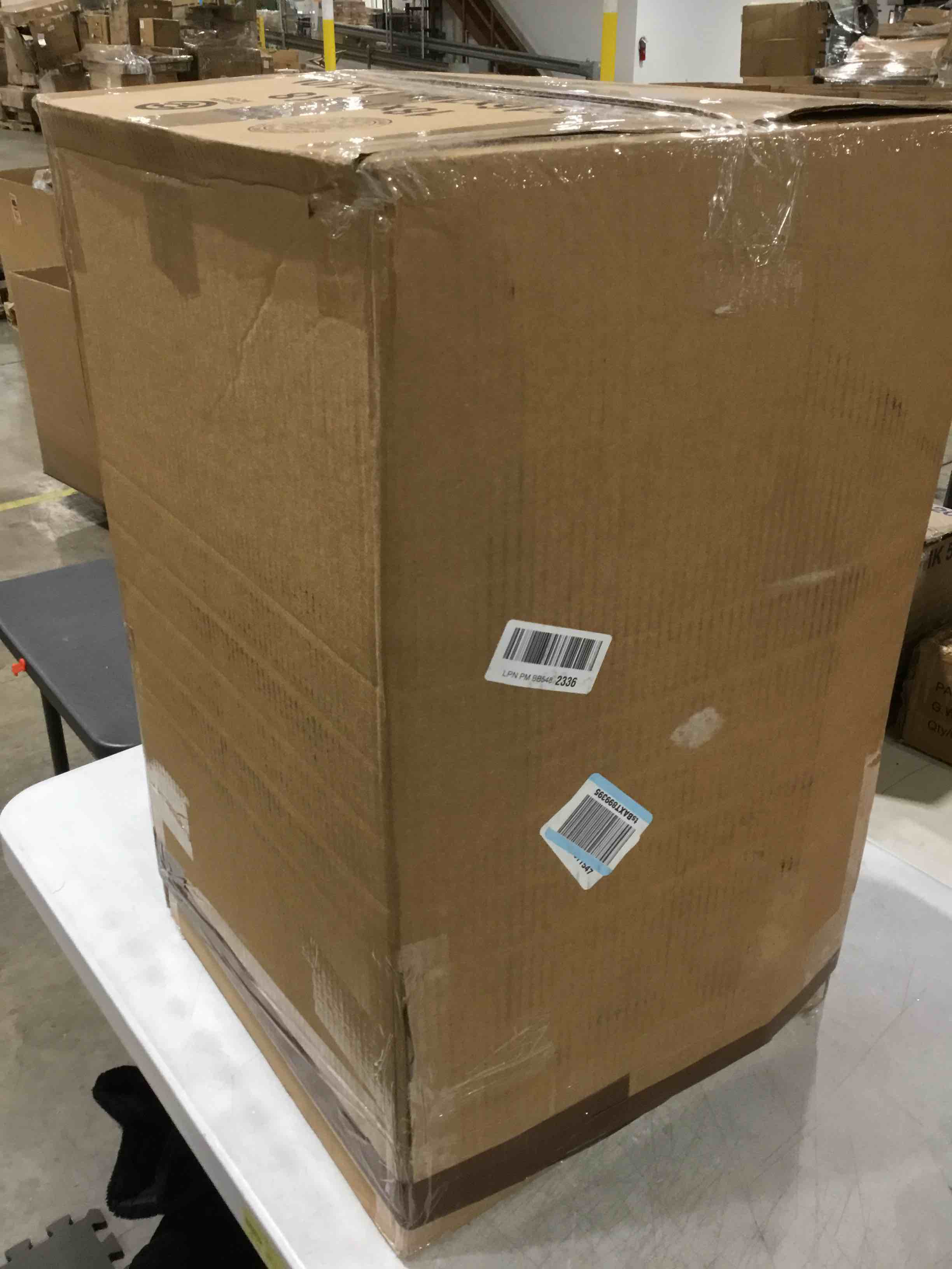 https://s3.amazonaws.com/lotting-images-prod/bidfta/TEA0374051_1733146513007.jpeg