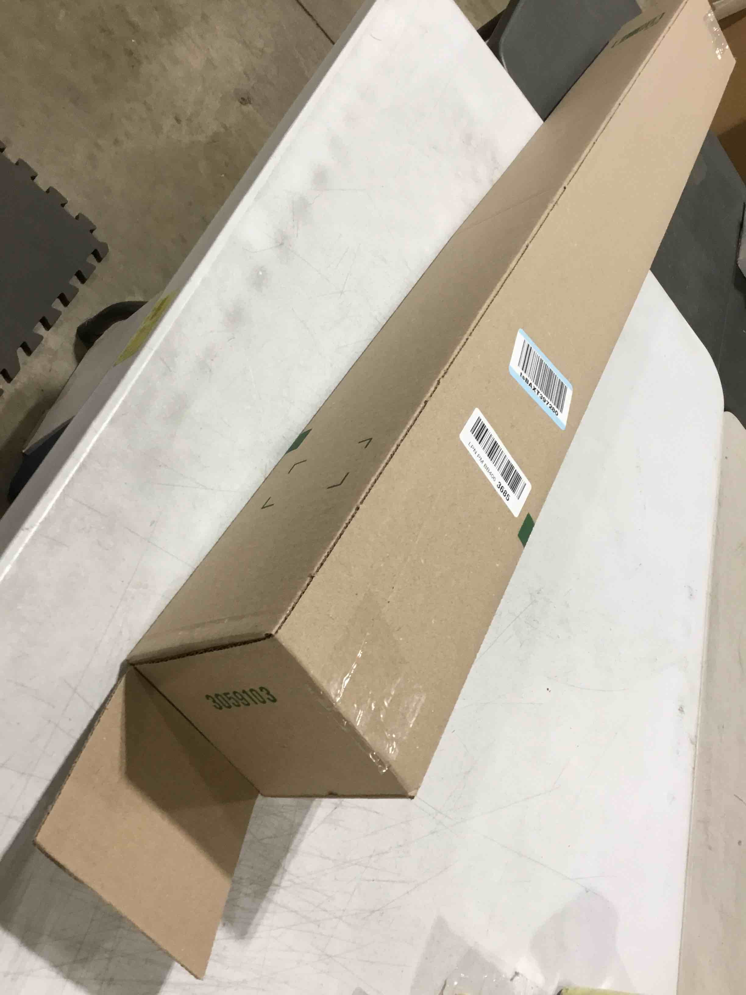 https://s3.amazonaws.com/lotting-images-prod/bidfta/TEA0374073_1733141587717.jpeg