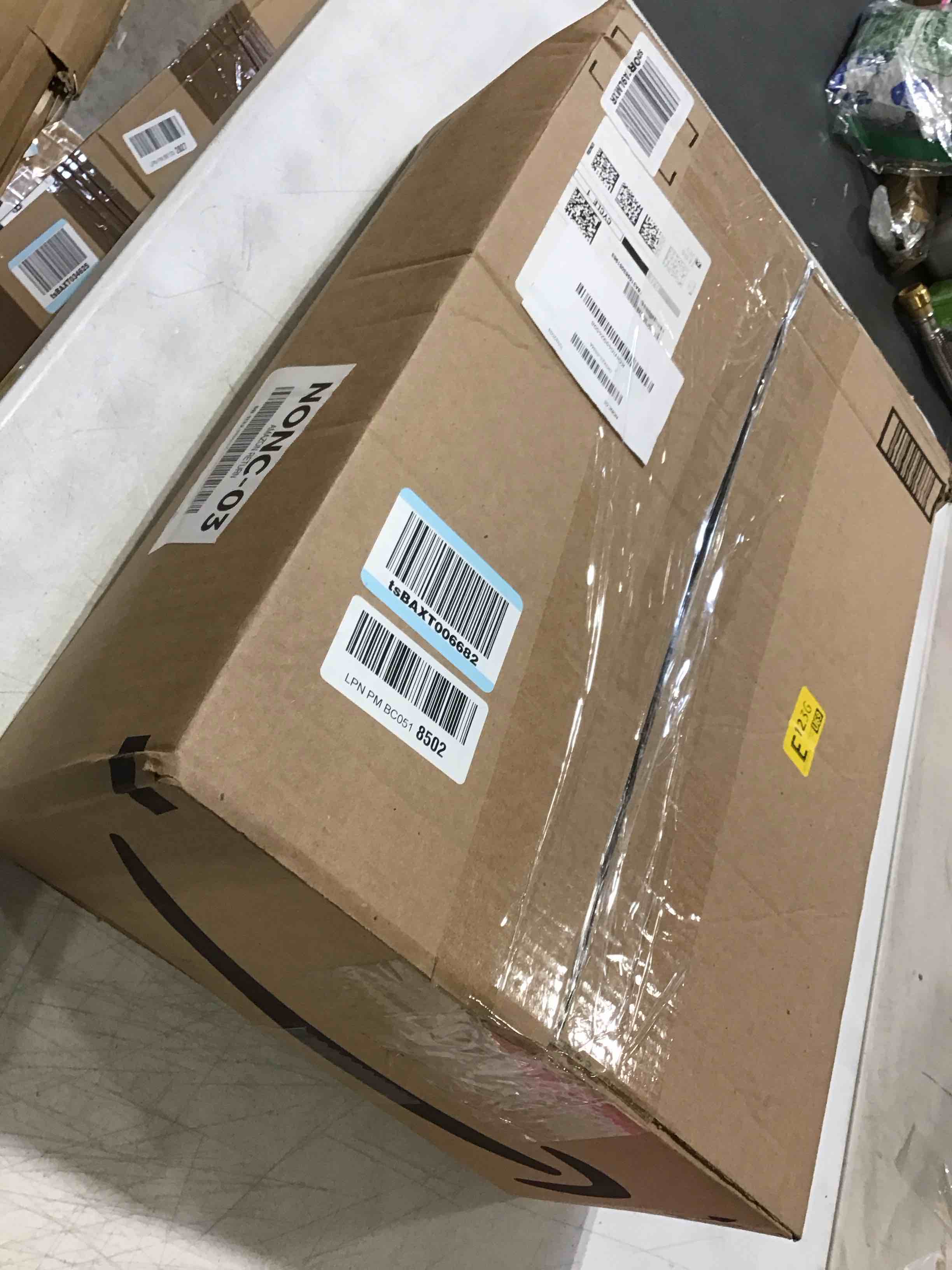 https://s3.amazonaws.com/lotting-images-prod/bidfta/TEA0374343_1732635277719.jpeg