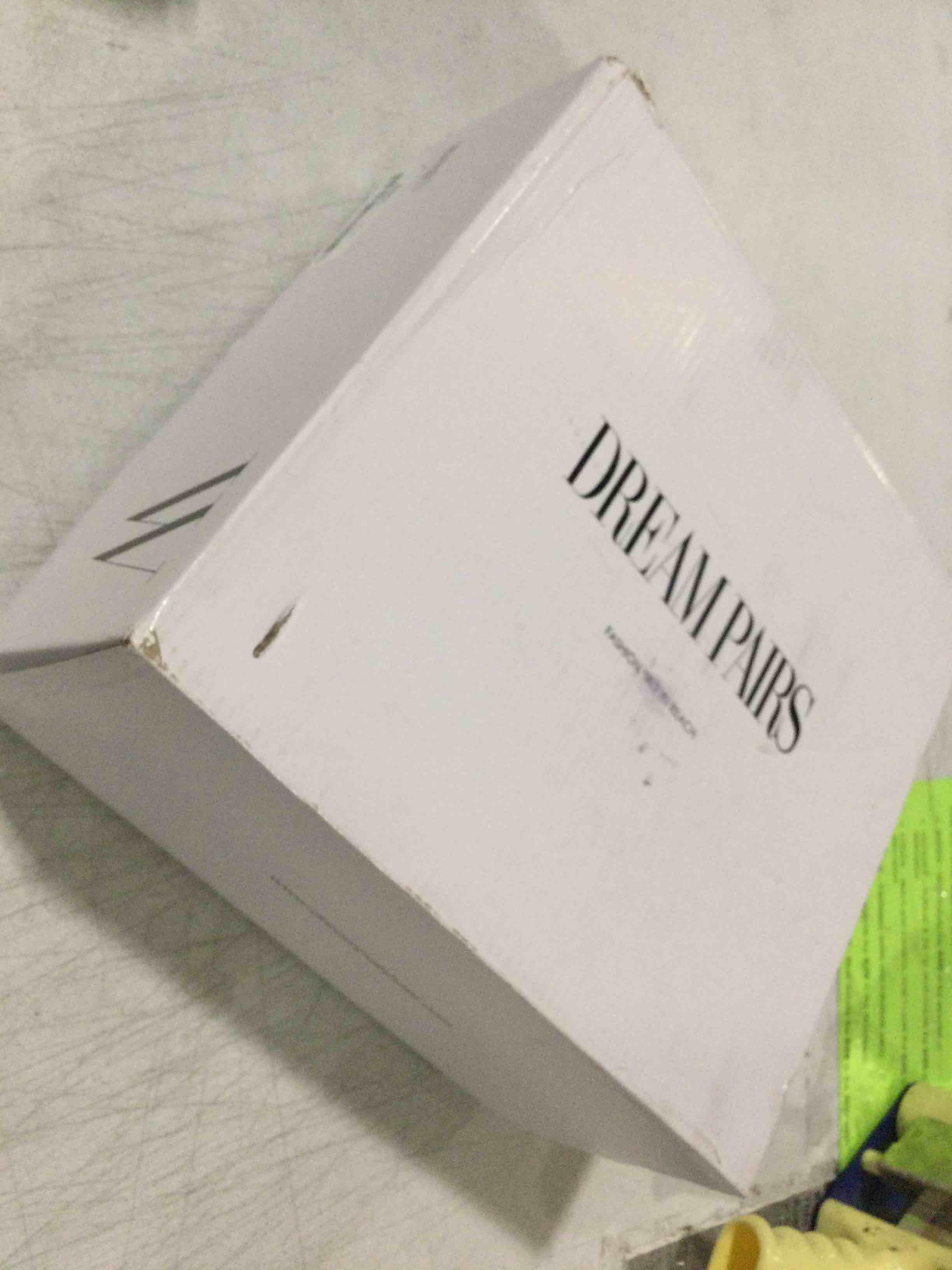 https://s3.amazonaws.com/lotting-images-prod/bidfta/TEA0374778_1732129414569.jpeg