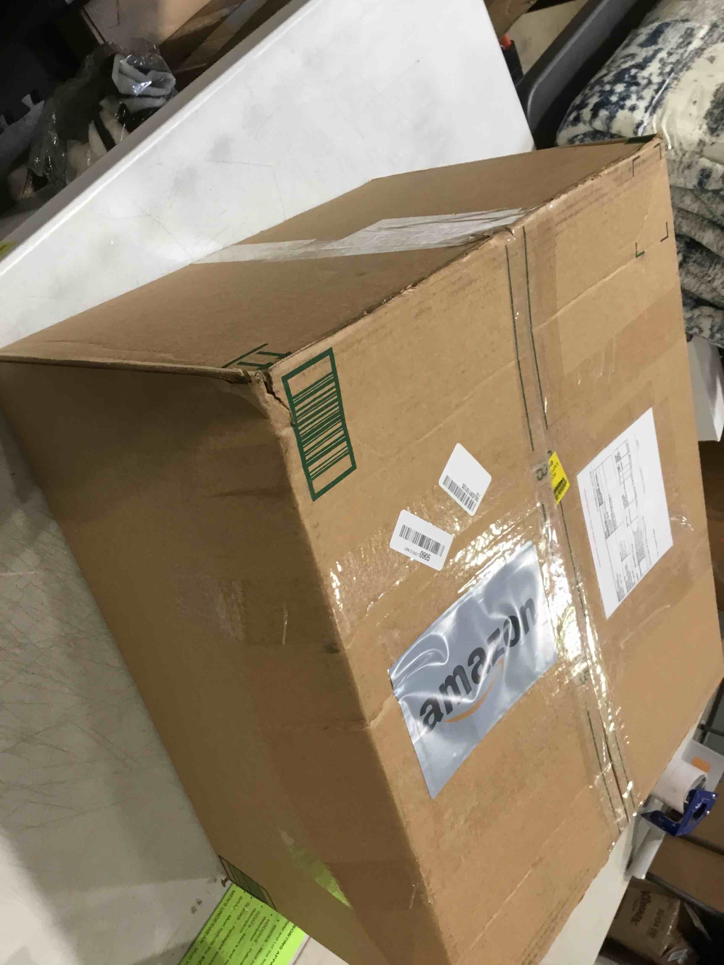 https://s3.amazonaws.com/lotting-images-prod/bidfta/TEA0374827_1732117844736.jpeg