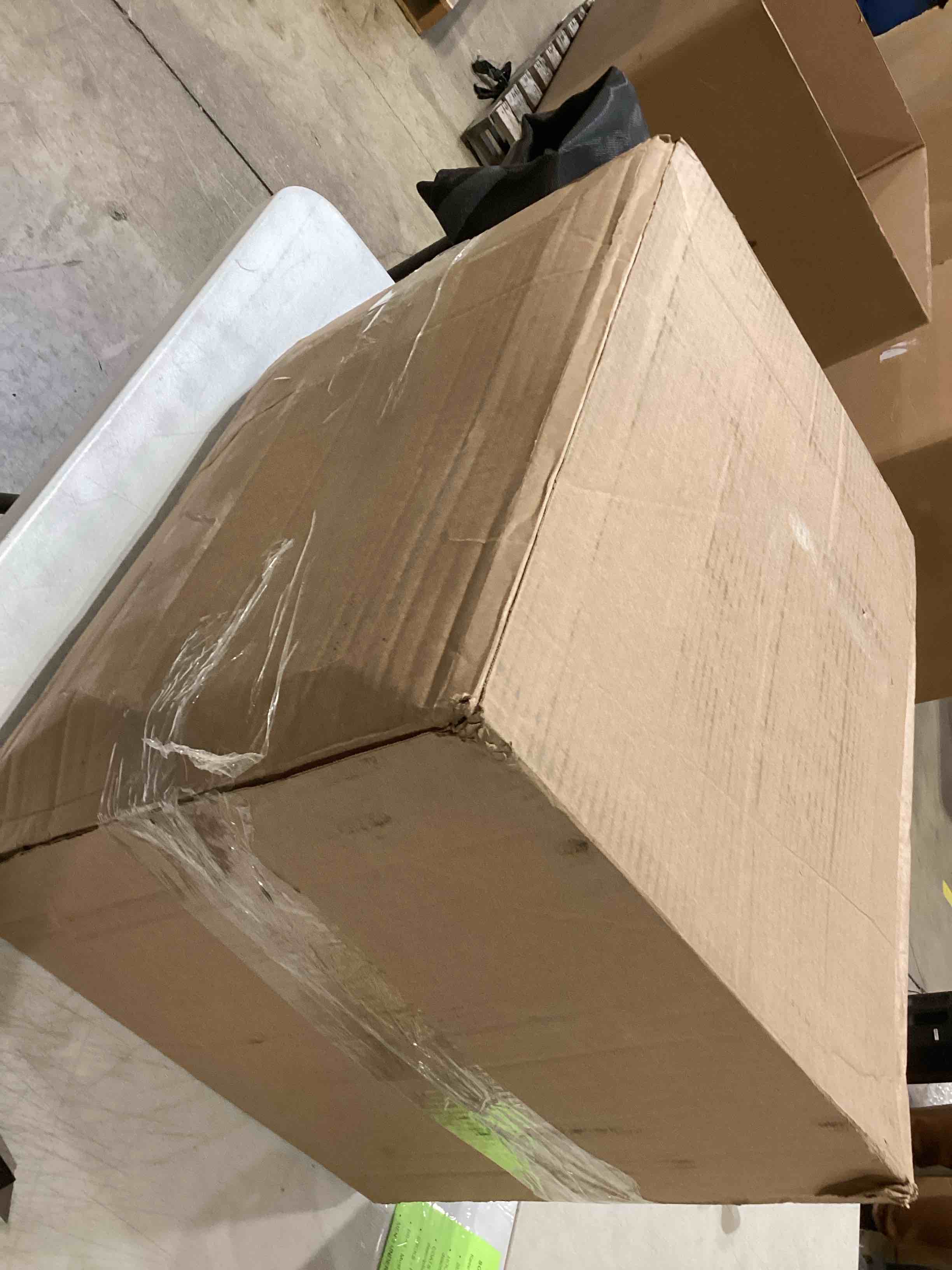 https://s3.amazonaws.com/lotting-images-prod/bidfta/TEA0375247_1731522268101.jpeg