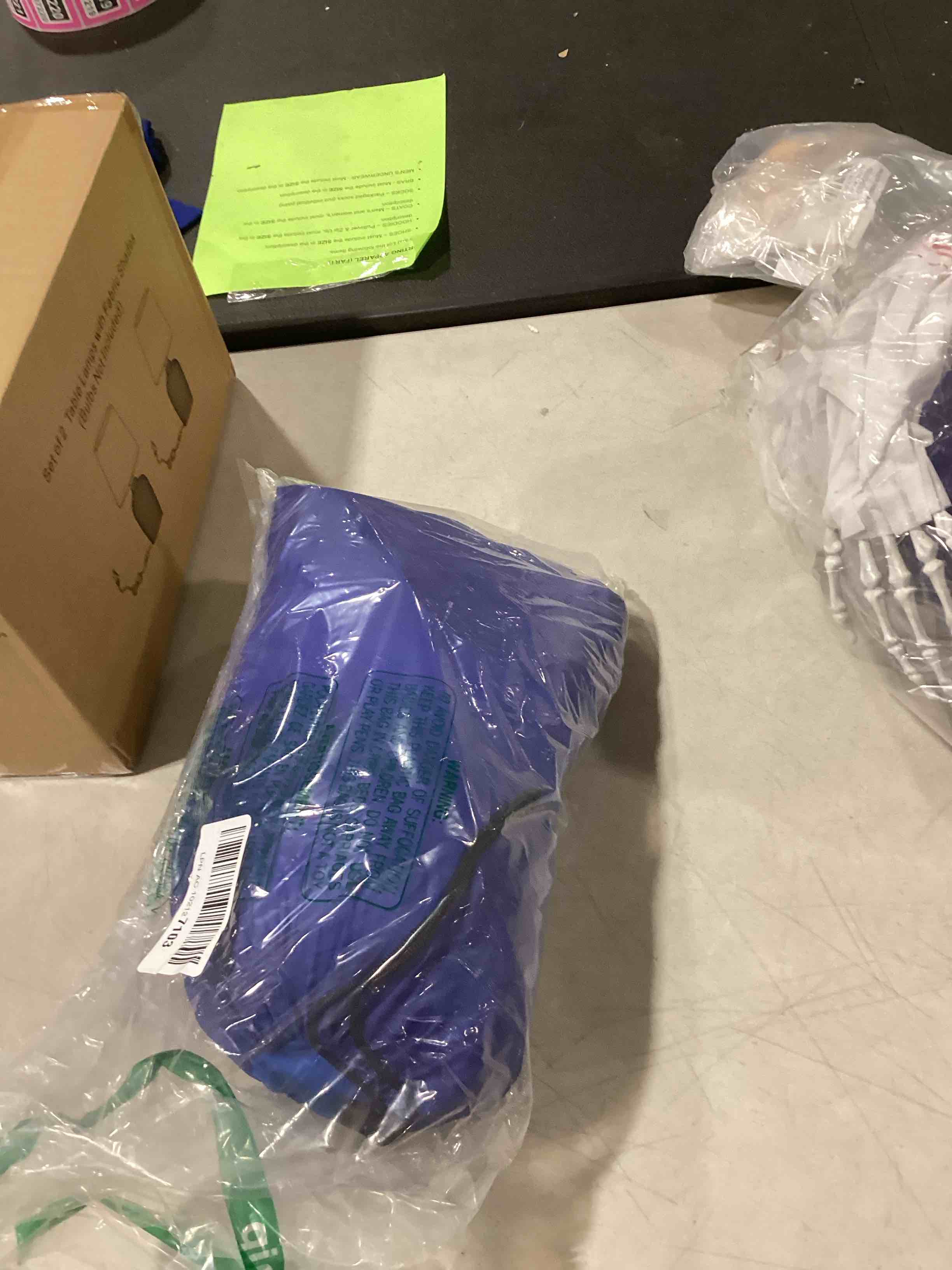 https://s3.amazonaws.com/lotting-images-prod/bidfta/TEA0376242_1732711992274.jpeg