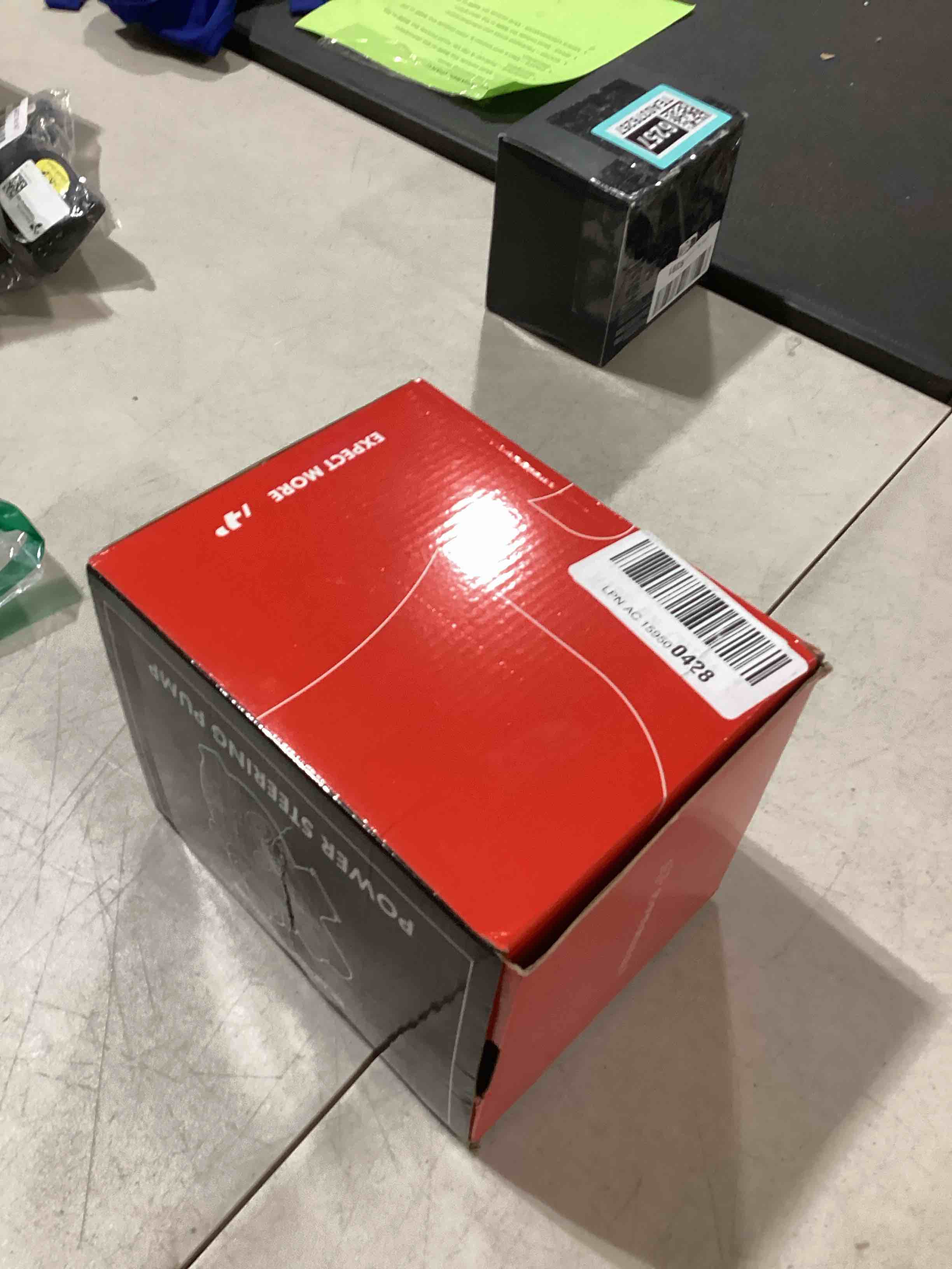 https://s3.amazonaws.com/lotting-images-prod/bidfta/TEA0376256_1732710301730.jpeg