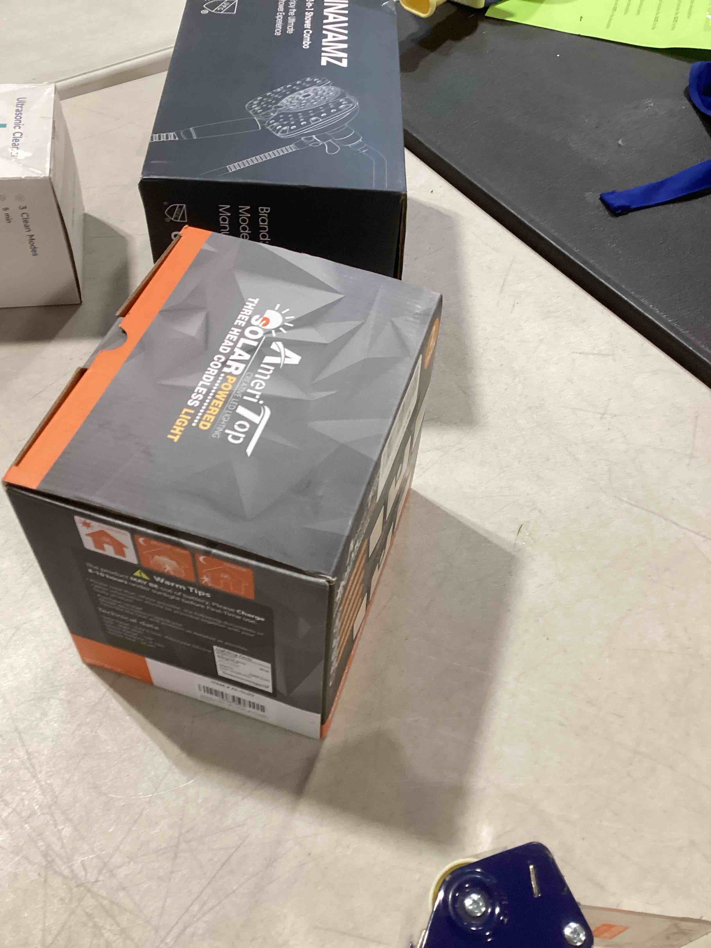 https://s3.amazonaws.com/lotting-images-prod/bidfta/TEA0376405_1732642208126.jpeg