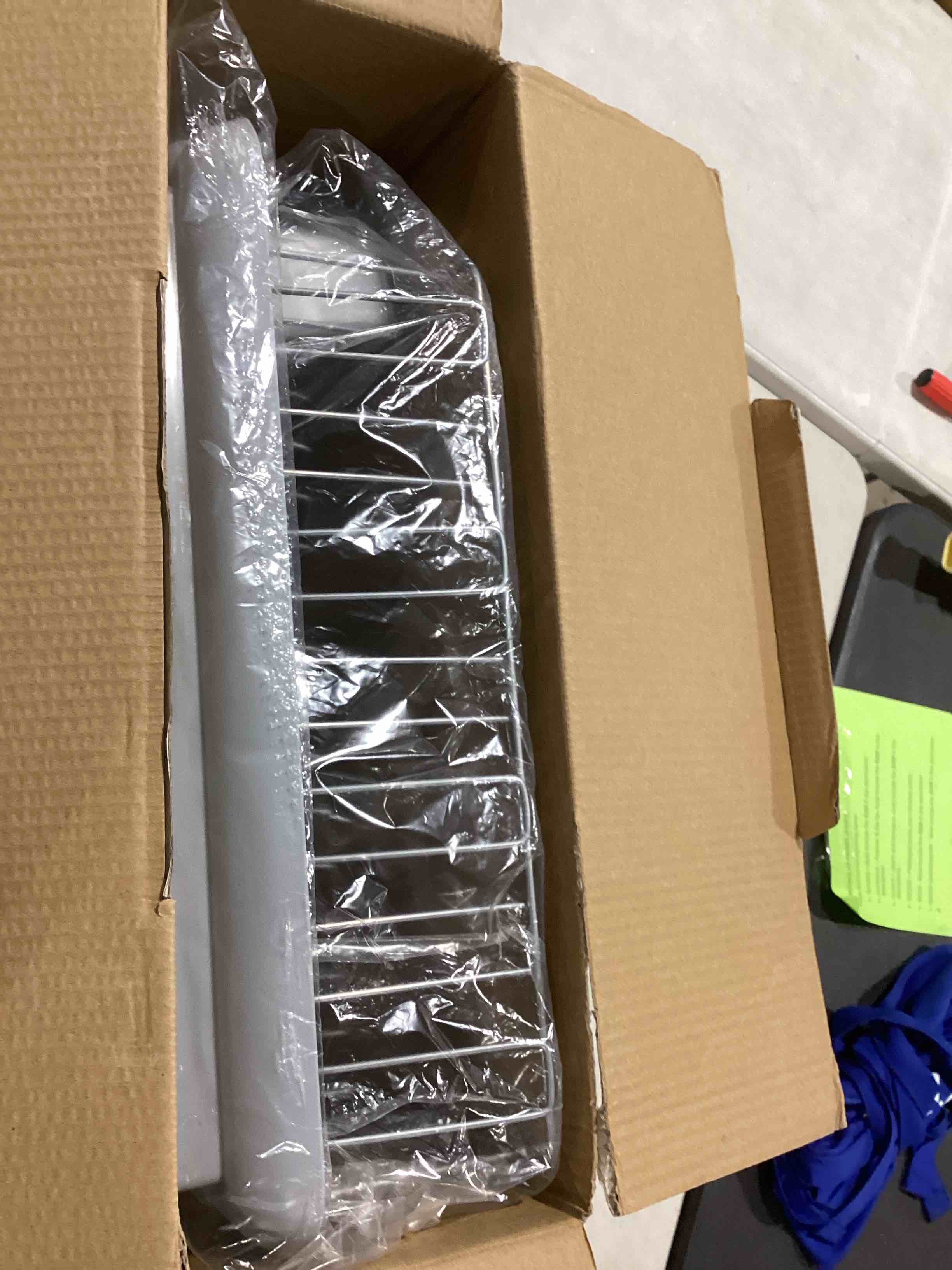 https://s3.amazonaws.com/lotting-images-prod/bidfta/TEA0376847_1732276871874.jpeg