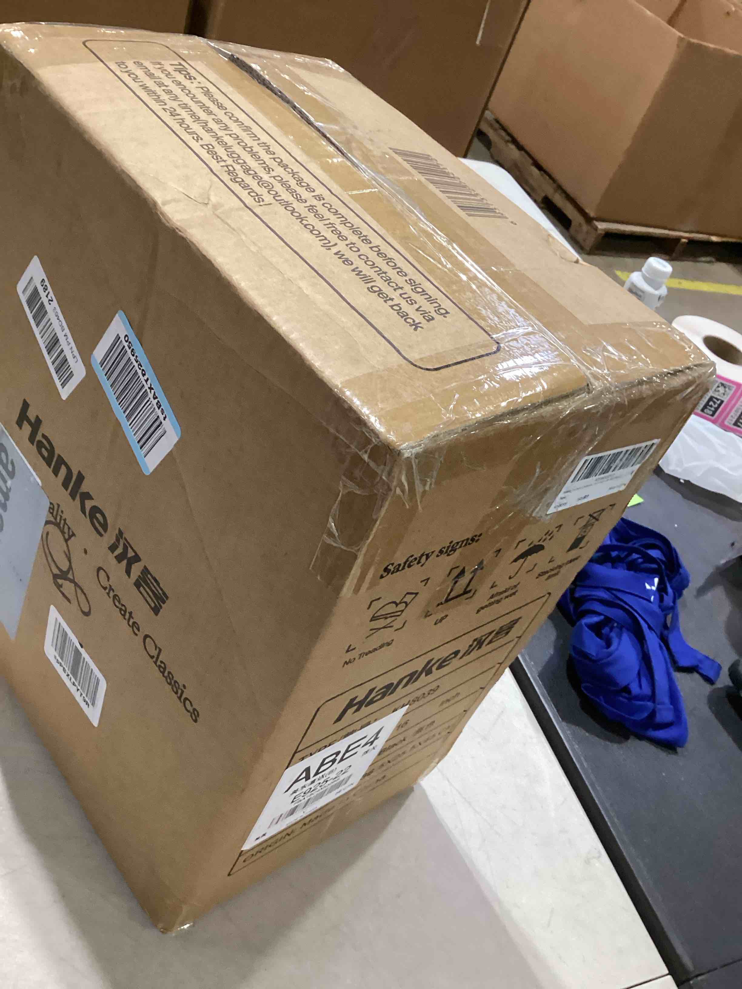 https://s3.amazonaws.com/lotting-images-prod/bidfta/TEA0376922_1732204697738.jpeg