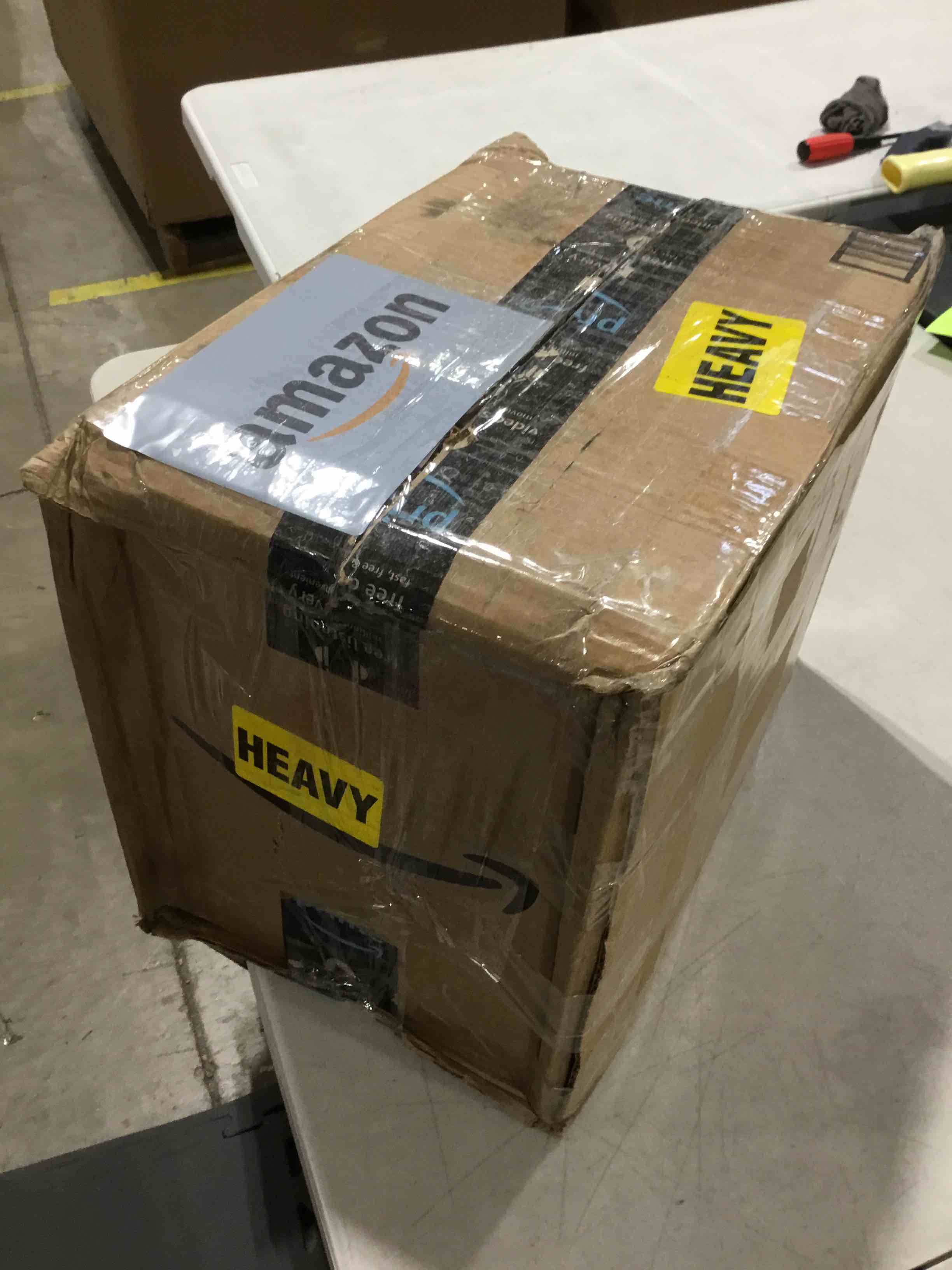 https://s3.amazonaws.com/lotting-images-prod/bidfta/TEA0377013_1732130536737.jpeg