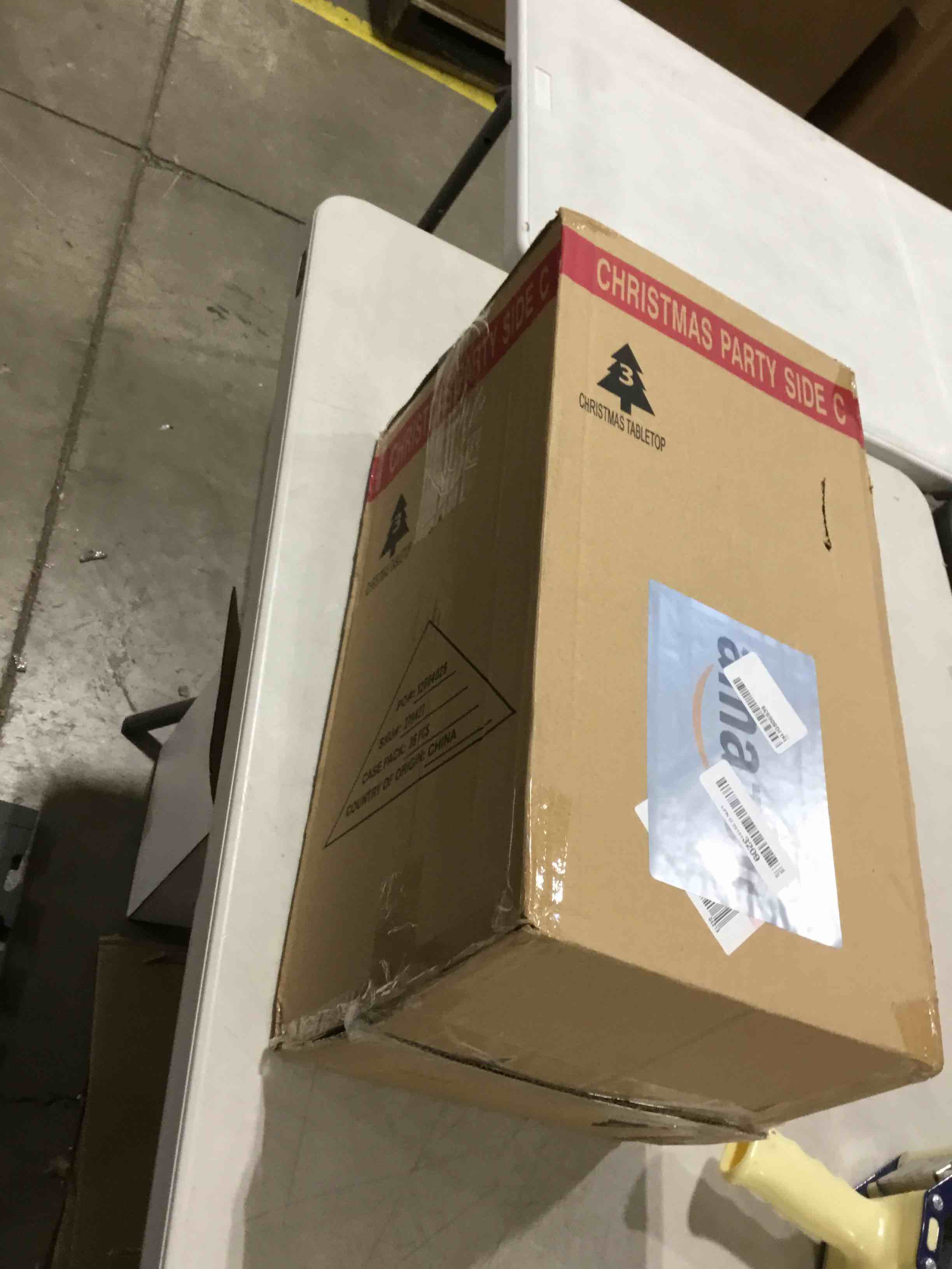 https://s3.amazonaws.com/lotting-images-prod/bidfta/TEA0377041_1732125039644.jpeg