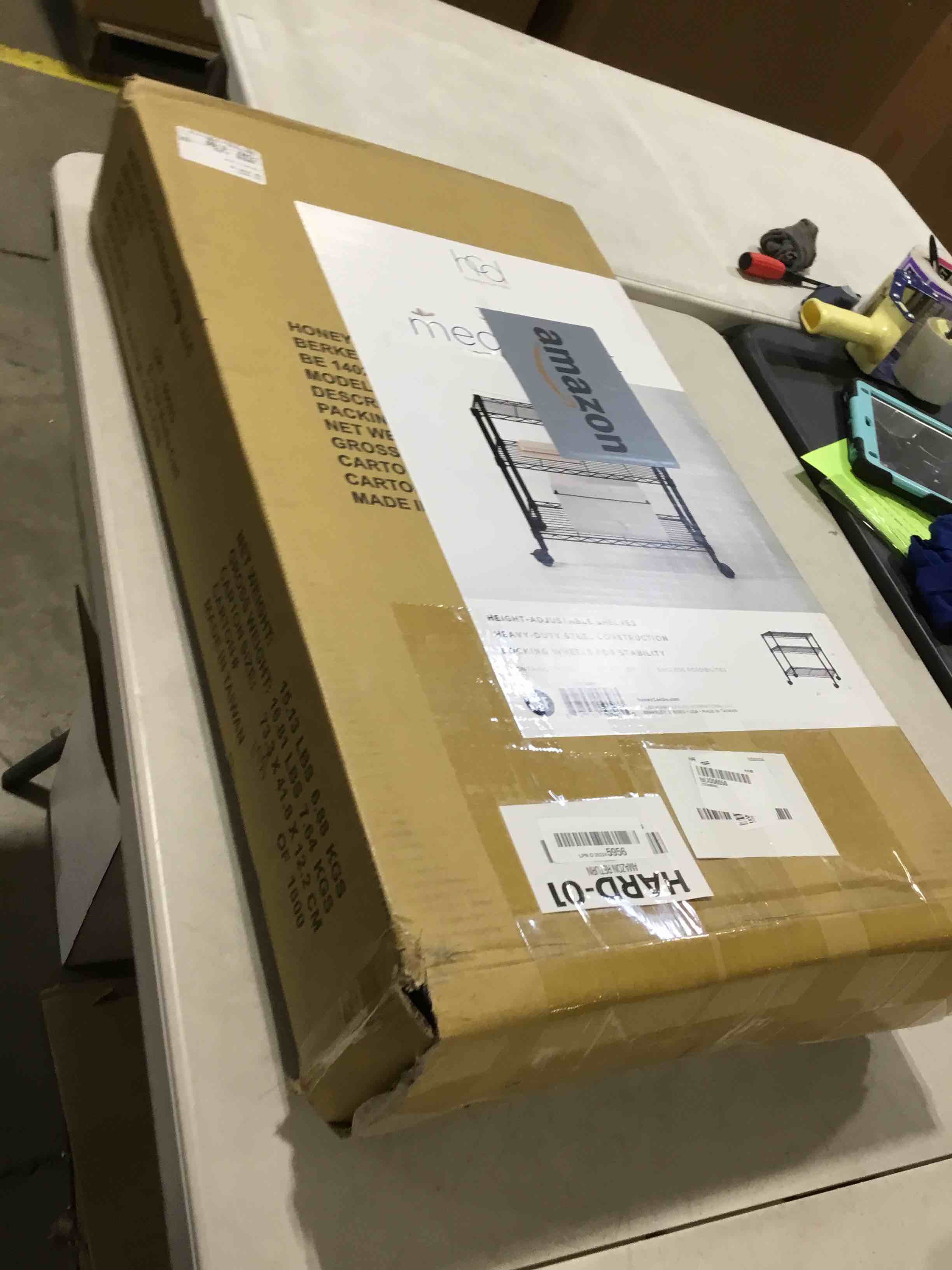 https://s3.amazonaws.com/lotting-images-prod/bidfta/TEA0377051_1732122853036.jpeg