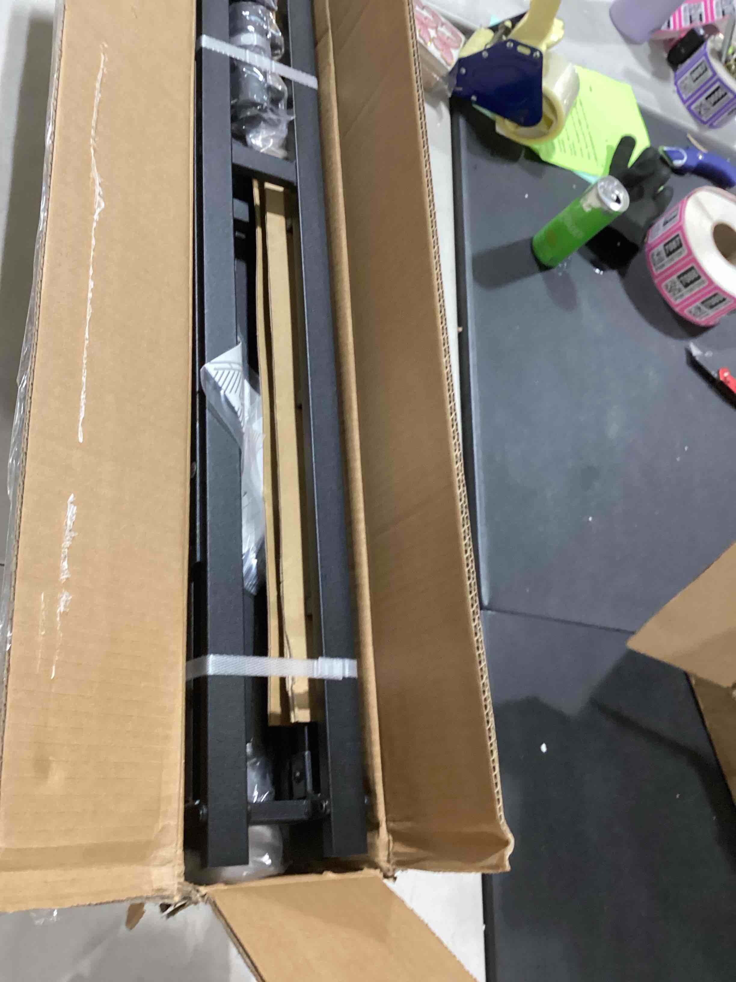 https://s3.amazonaws.com/lotting-images-prod/bidfta/TEA0377355_1731935374932.jpeg