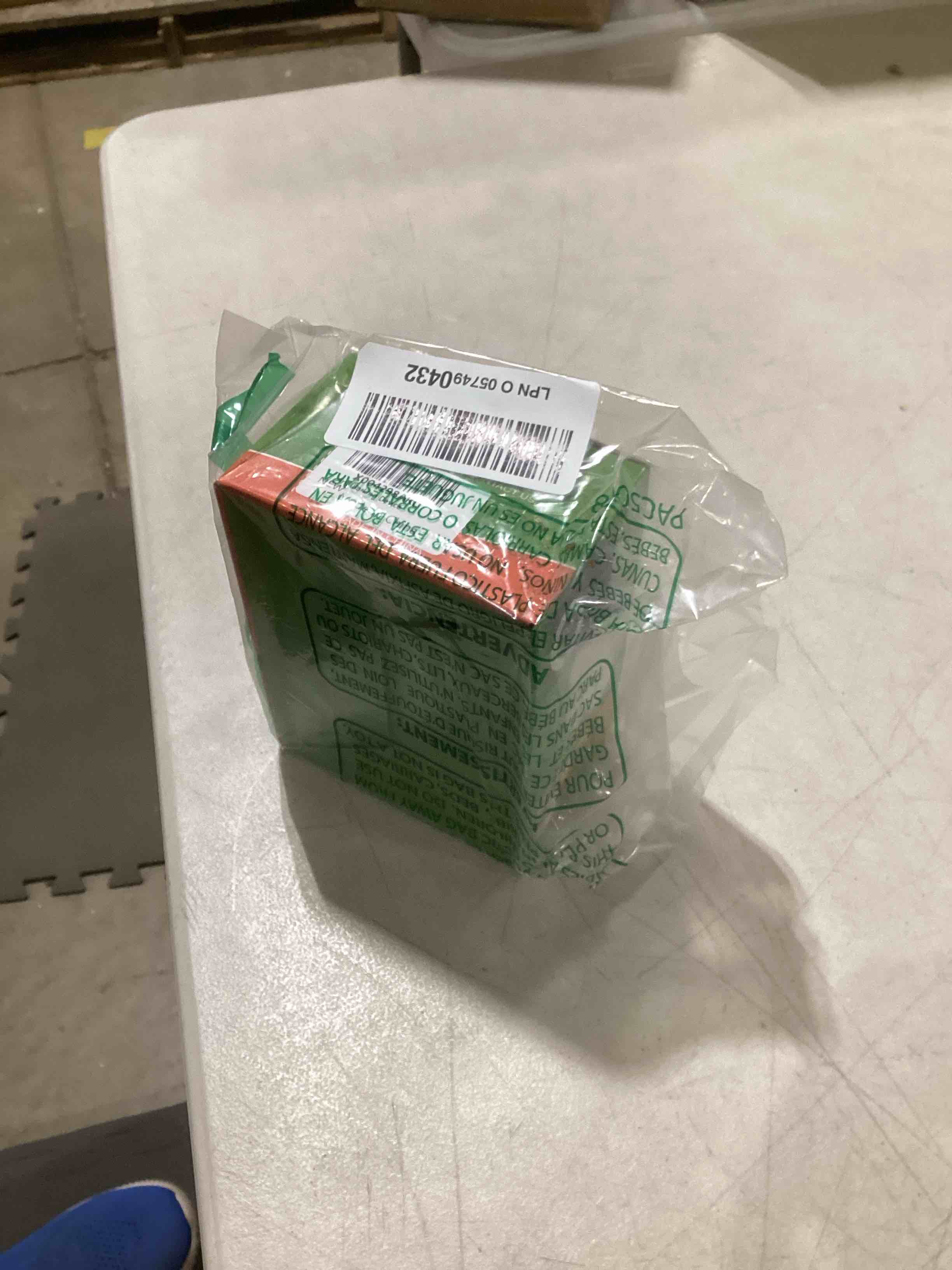 https://s3.amazonaws.com/lotting-images-prod/bidfta/TEA0377570_1731703000770.jpeg
