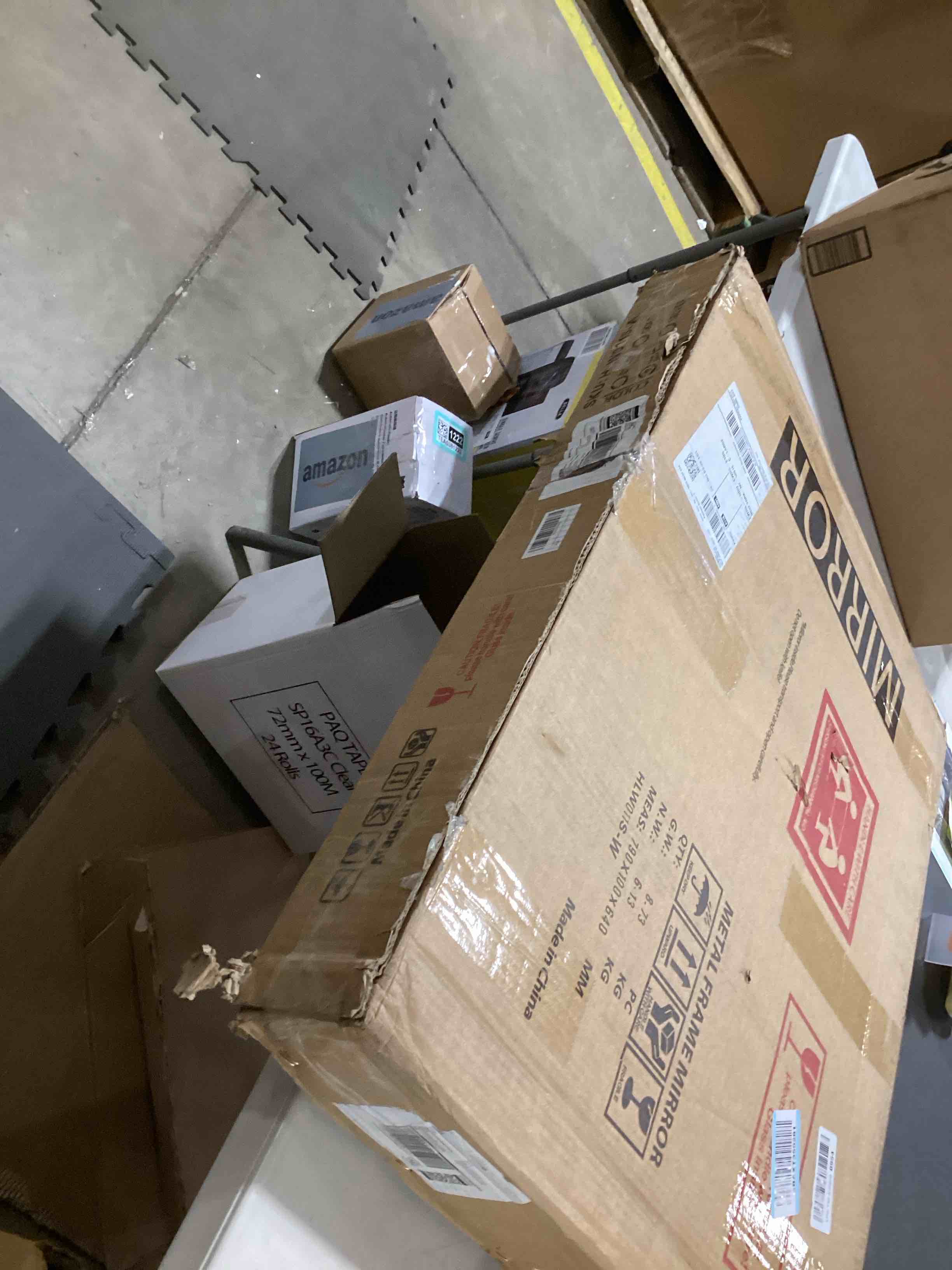 https://s3.amazonaws.com/lotting-images-prod/bidfta/TEA0377593_1731698838337.jpeg